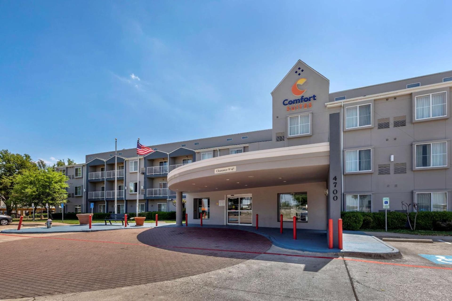 Comfort Suites DFW Airport featured exterior or lobby in Irving, TX — similar hotel