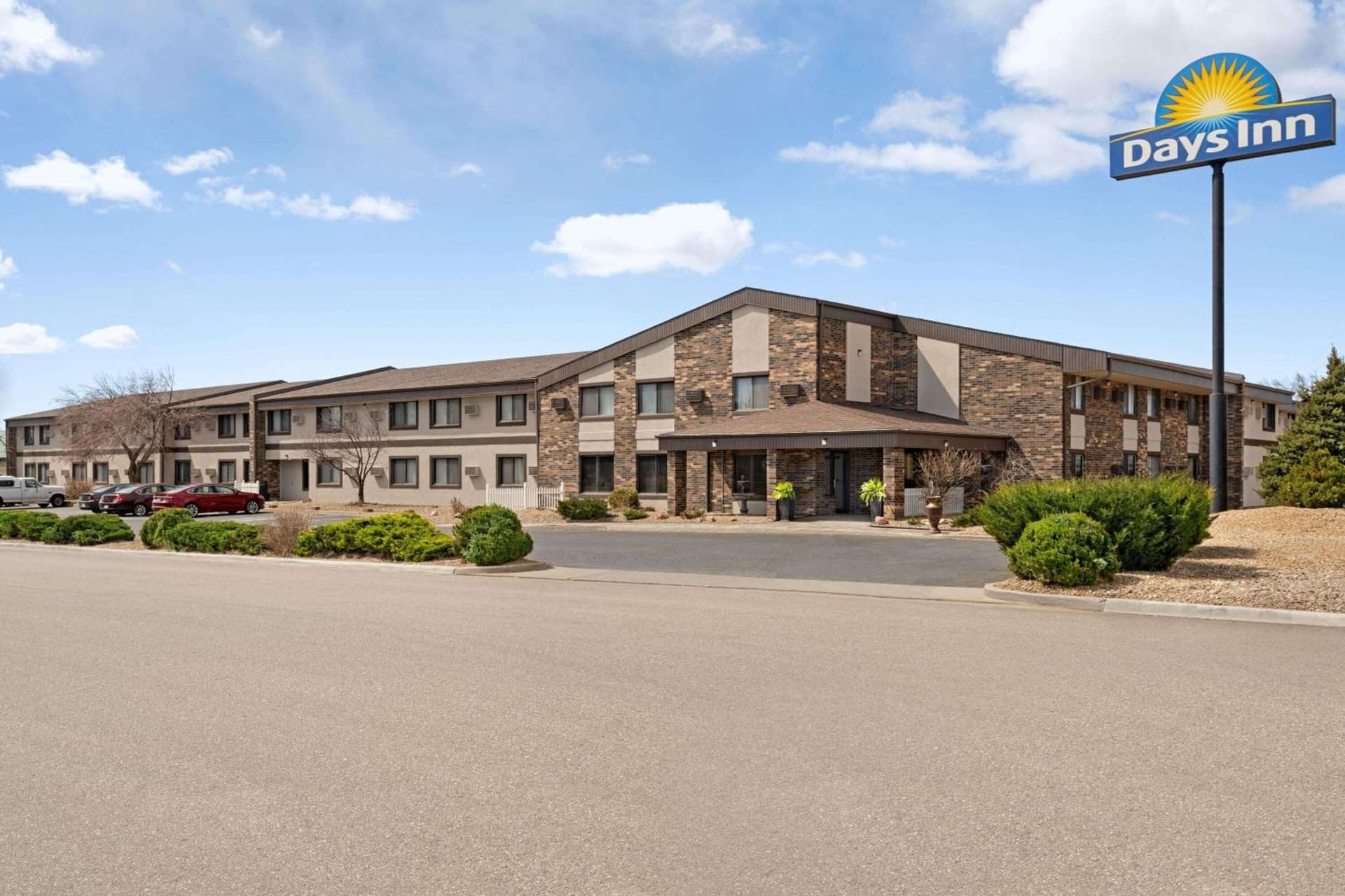 Days Inn by Wyndham Fort Collins interior in Fort Collins, CO — gallery photo 2