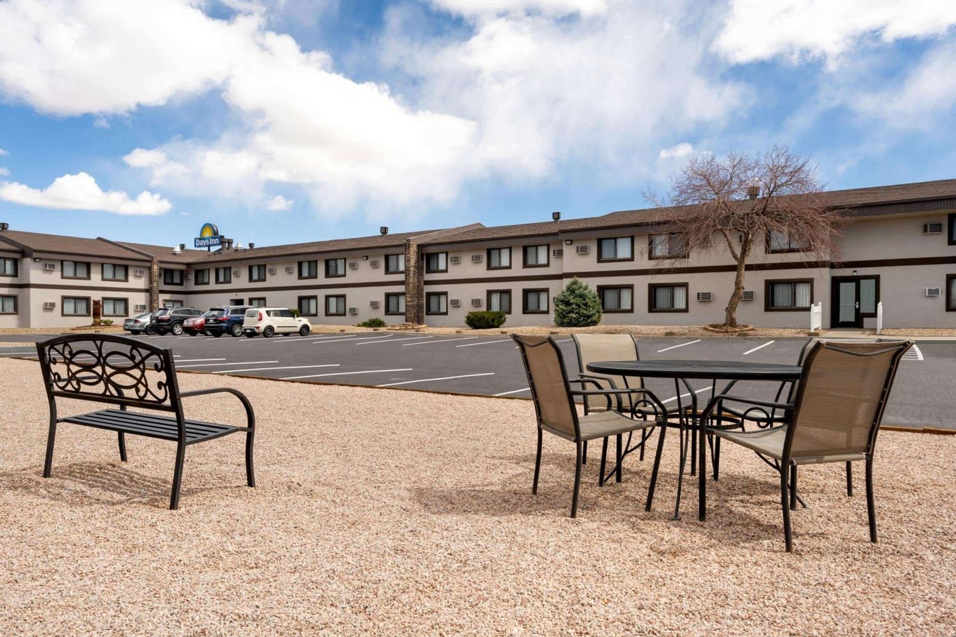 Days Inn by Wyndham Fort Collins gallery photo in Fort Collins, CO — image 4