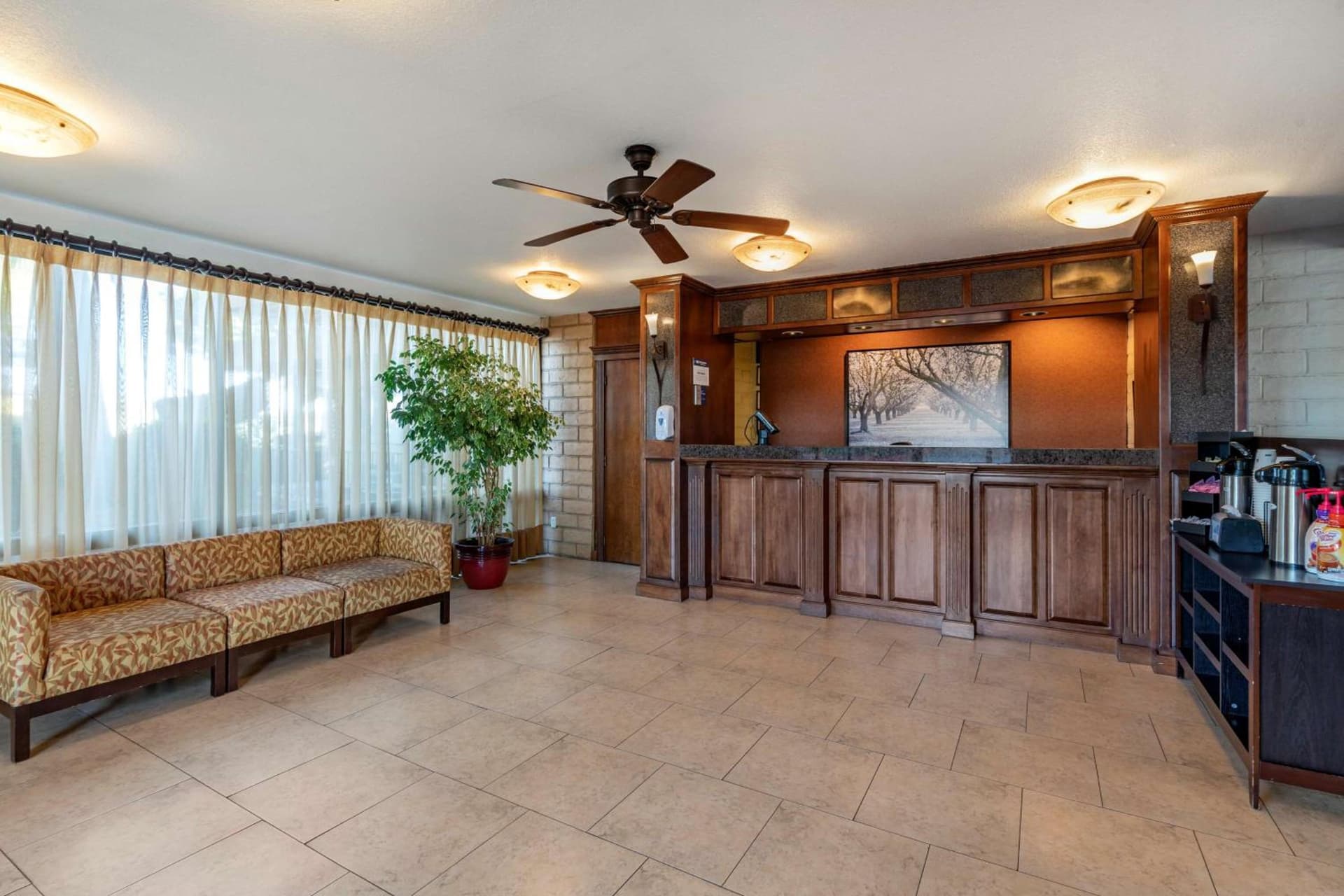 Best Western Orchard Inn gallery photo in Turlock, CA — image 18