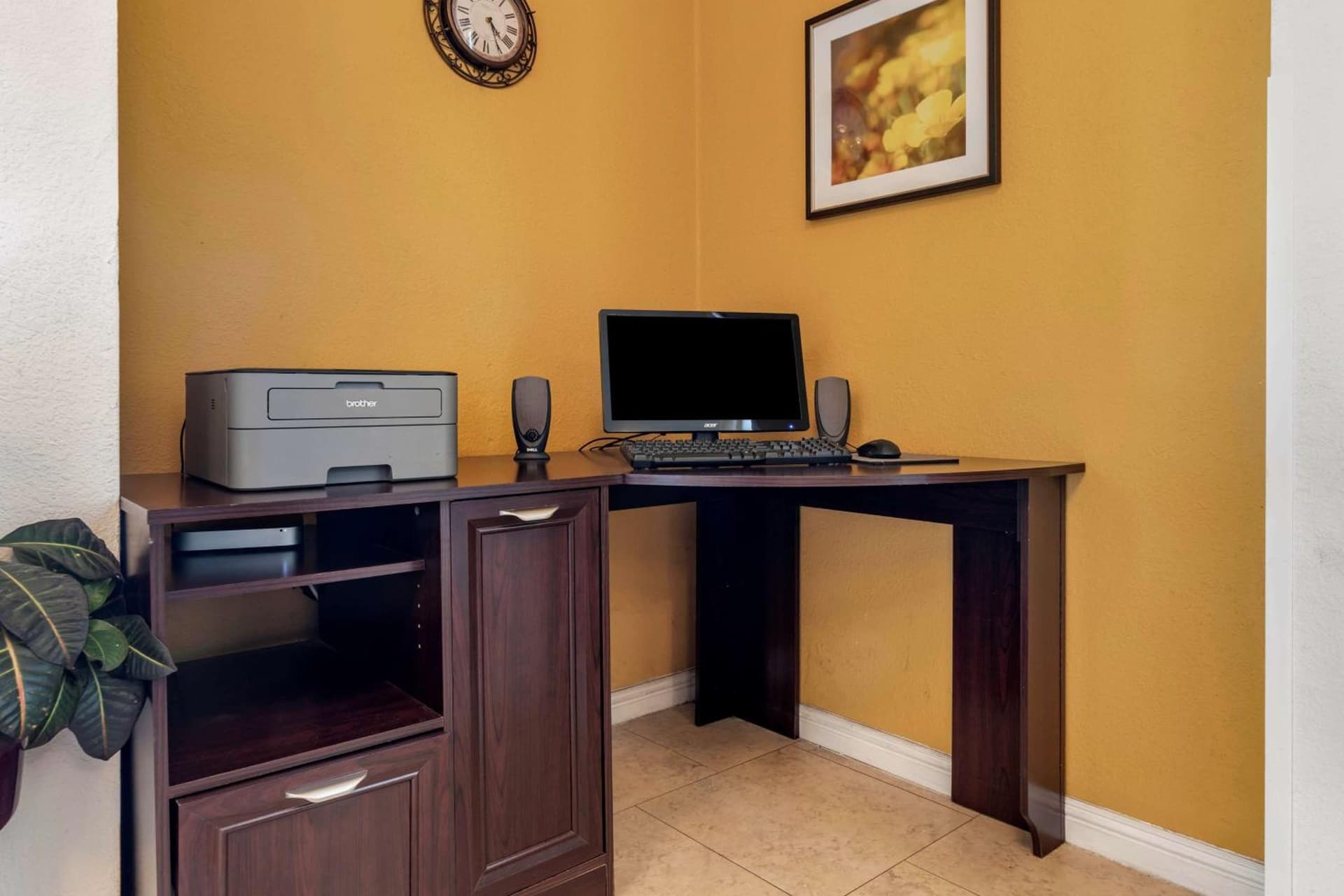 Best Western Orchard Inn gallery photo in Turlock, CA — image 4