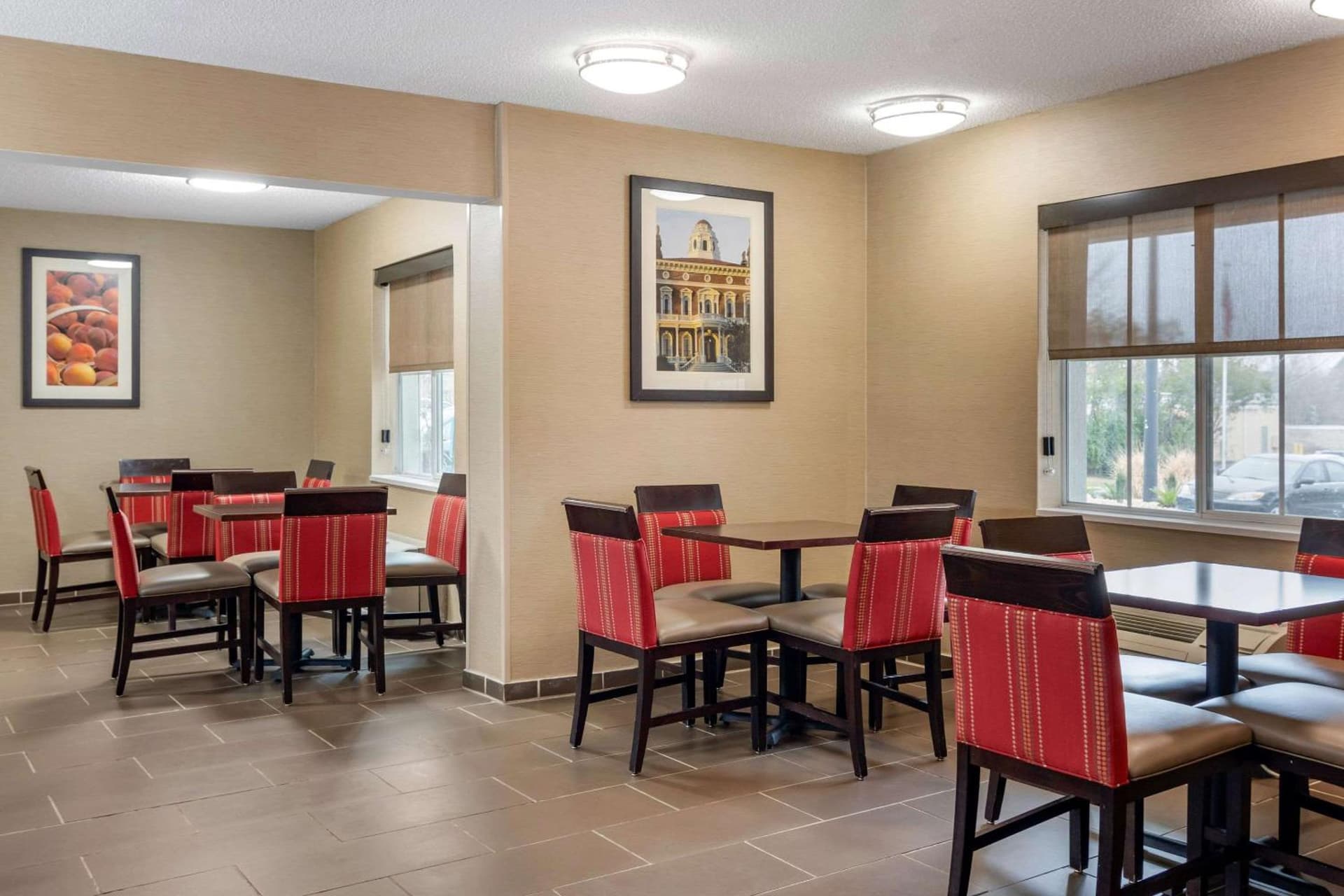 Comfort Inn & Suites Macon North I-75 gallery photo in Macon, GA — image 26