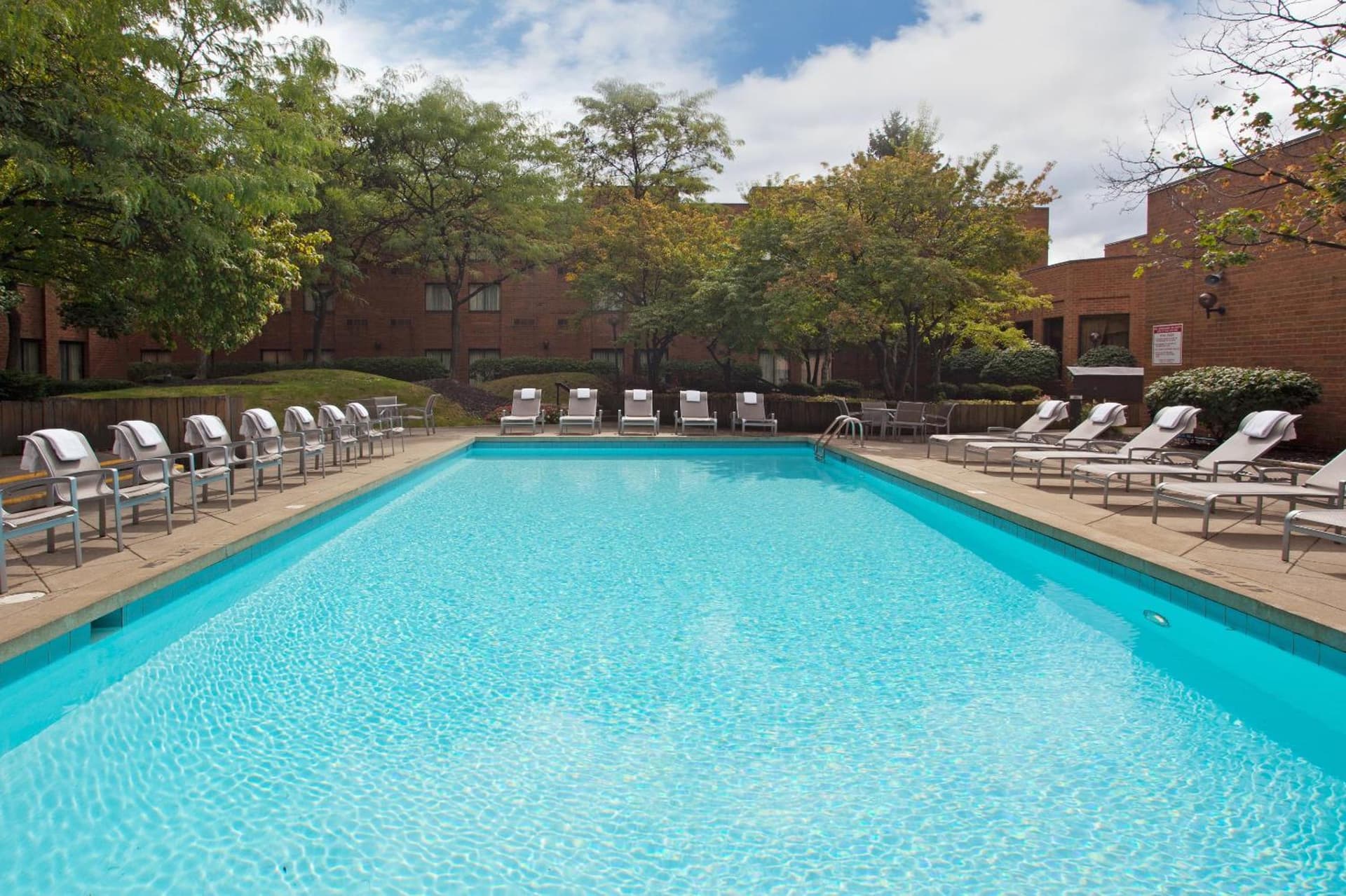 Crowne Plaza Columbus North - Worthington by IHG gallery photo in Columbus, OH — image 18
