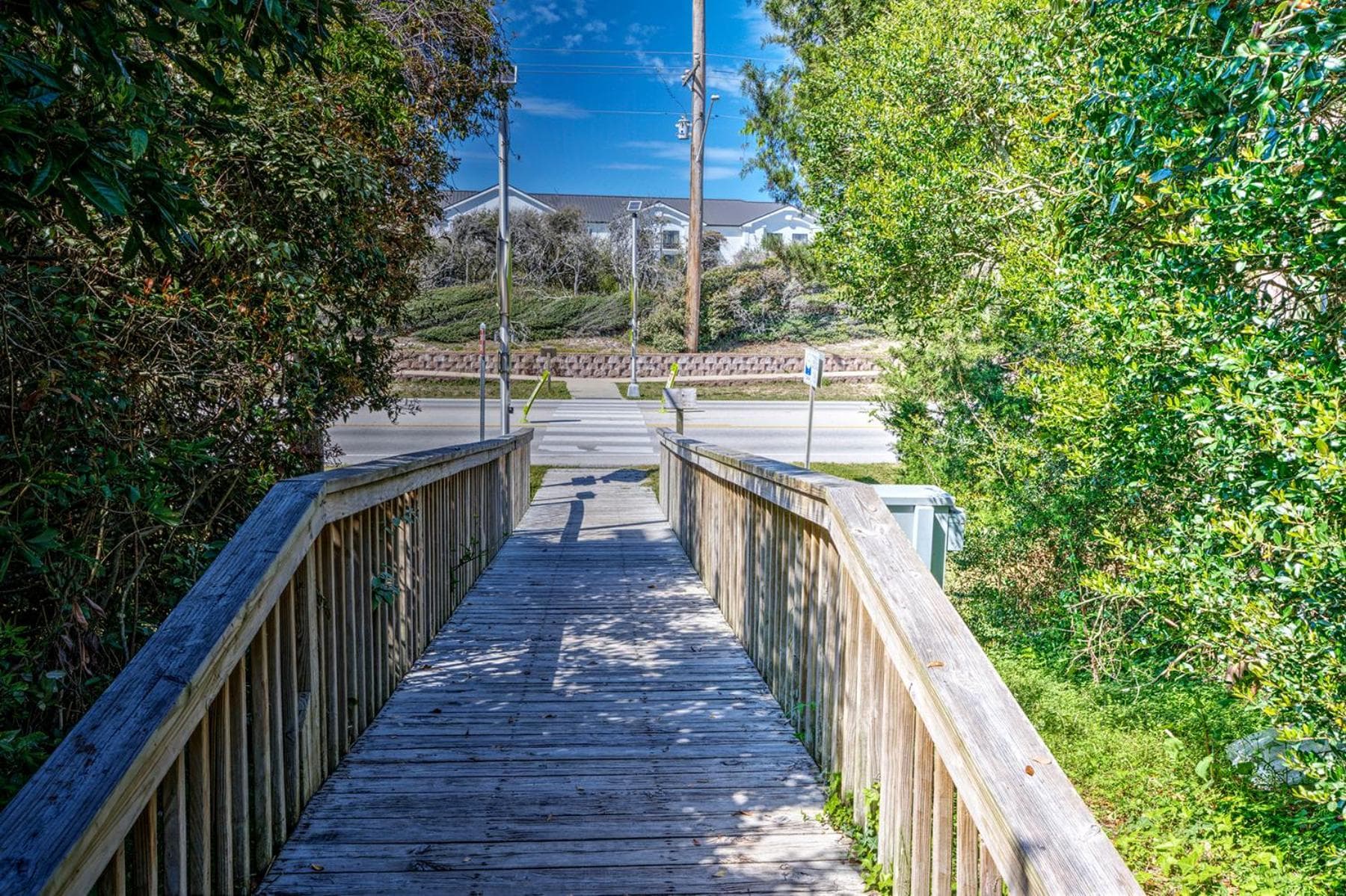 Hotel Alice gallery photo in Pine Knoll Shores, NC — image 71