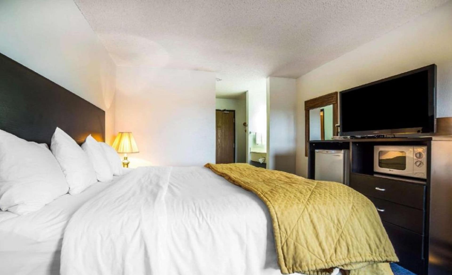 FairBridge Inn & Suites Sunnyside gallery photo in Sunnyside, WA — image 47