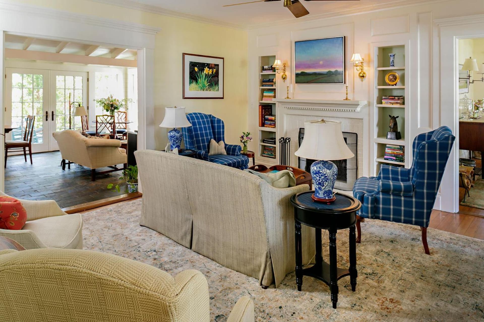 Hob Knob gallery photo in Edgartown — image 61