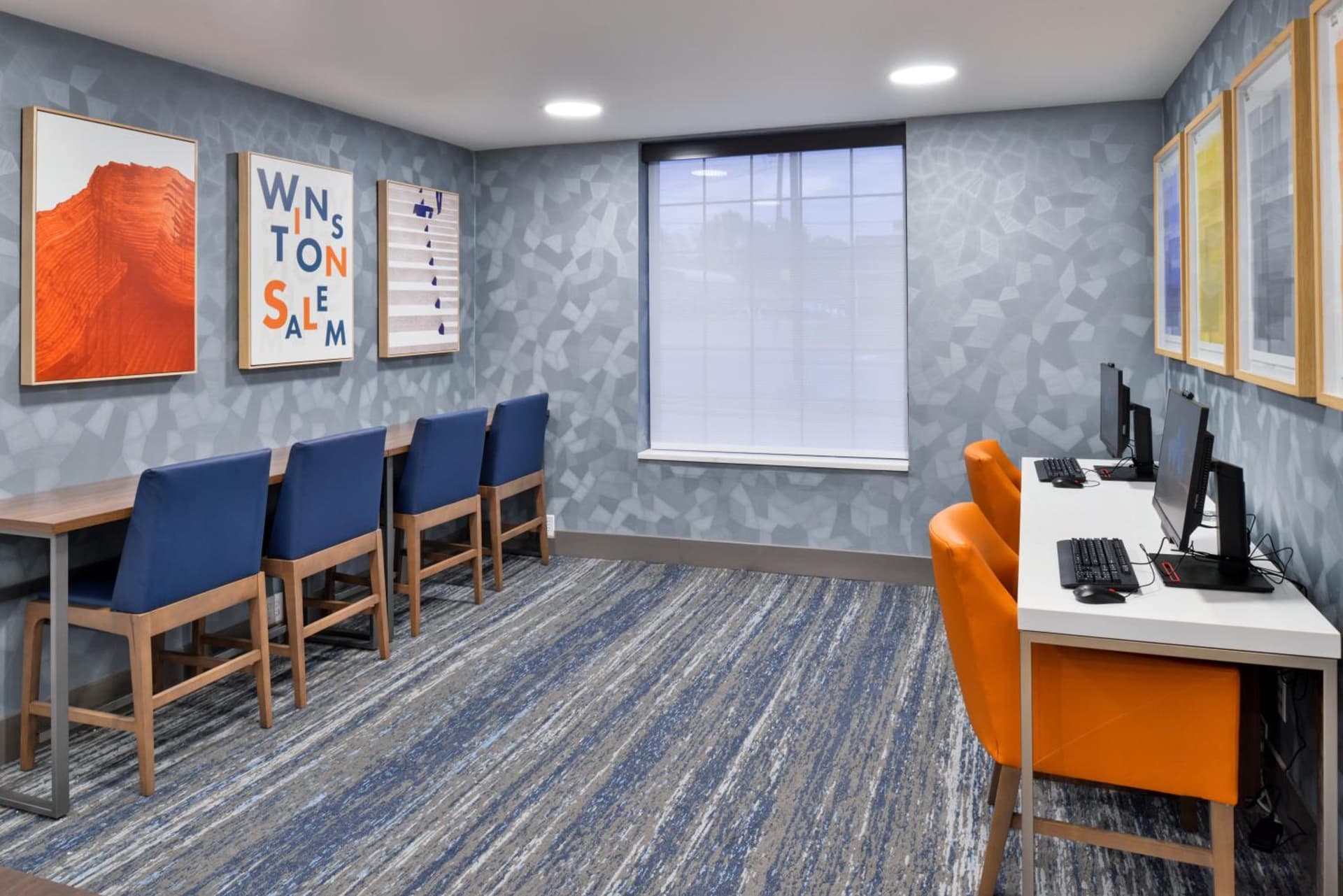 Holiday Inn Express Winston-Salem Medical Ctr Area interior in Winston-Salem, NC — gallery photo 2