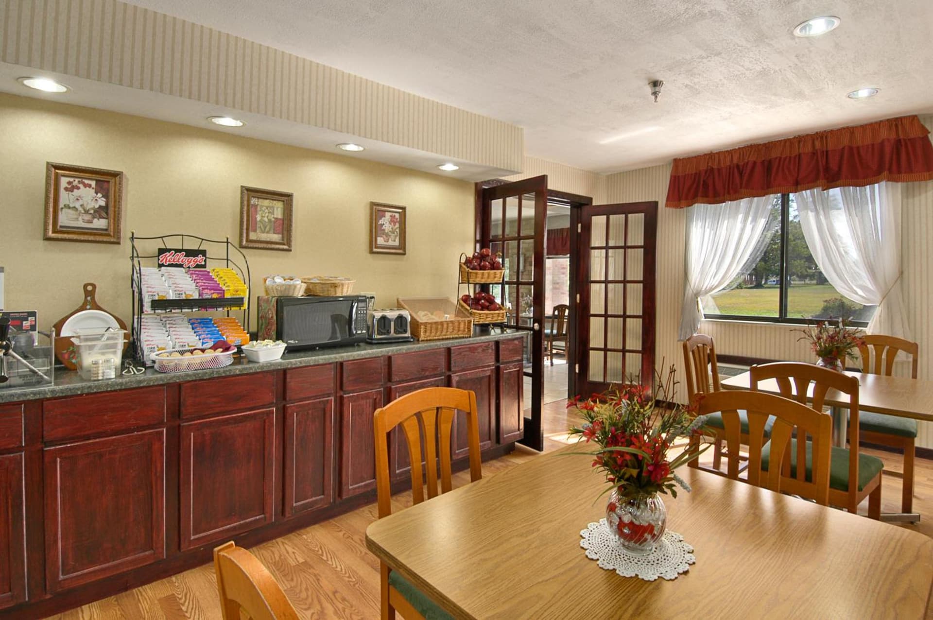 Baymont by Wyndham Muskegon gallery photo in Muskegon, MI — image 20