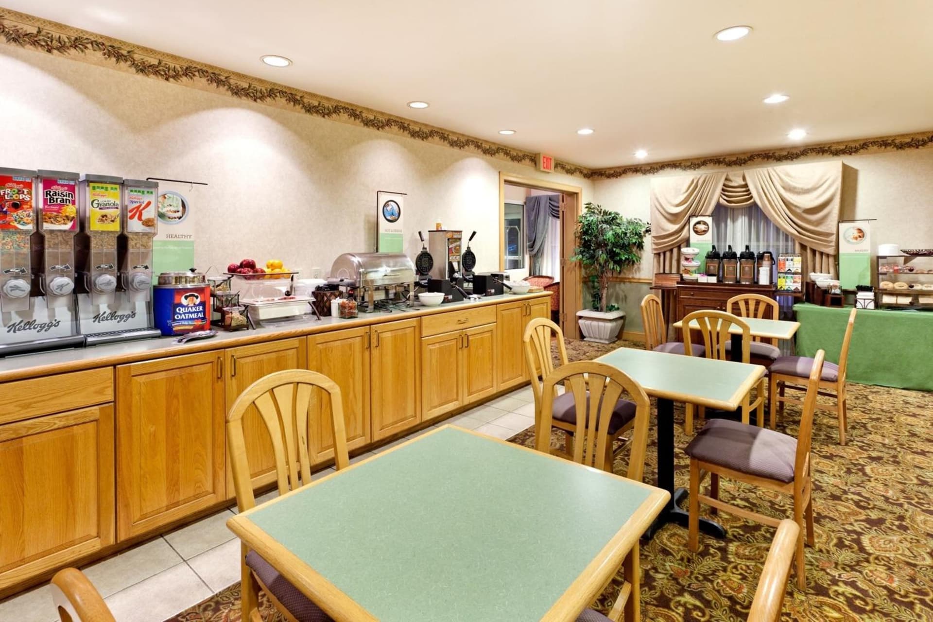 Country Inn & Suites by Radisson, Frackville (Pottsville), PA gallery photo in Mount Pleasant, PA — image 32