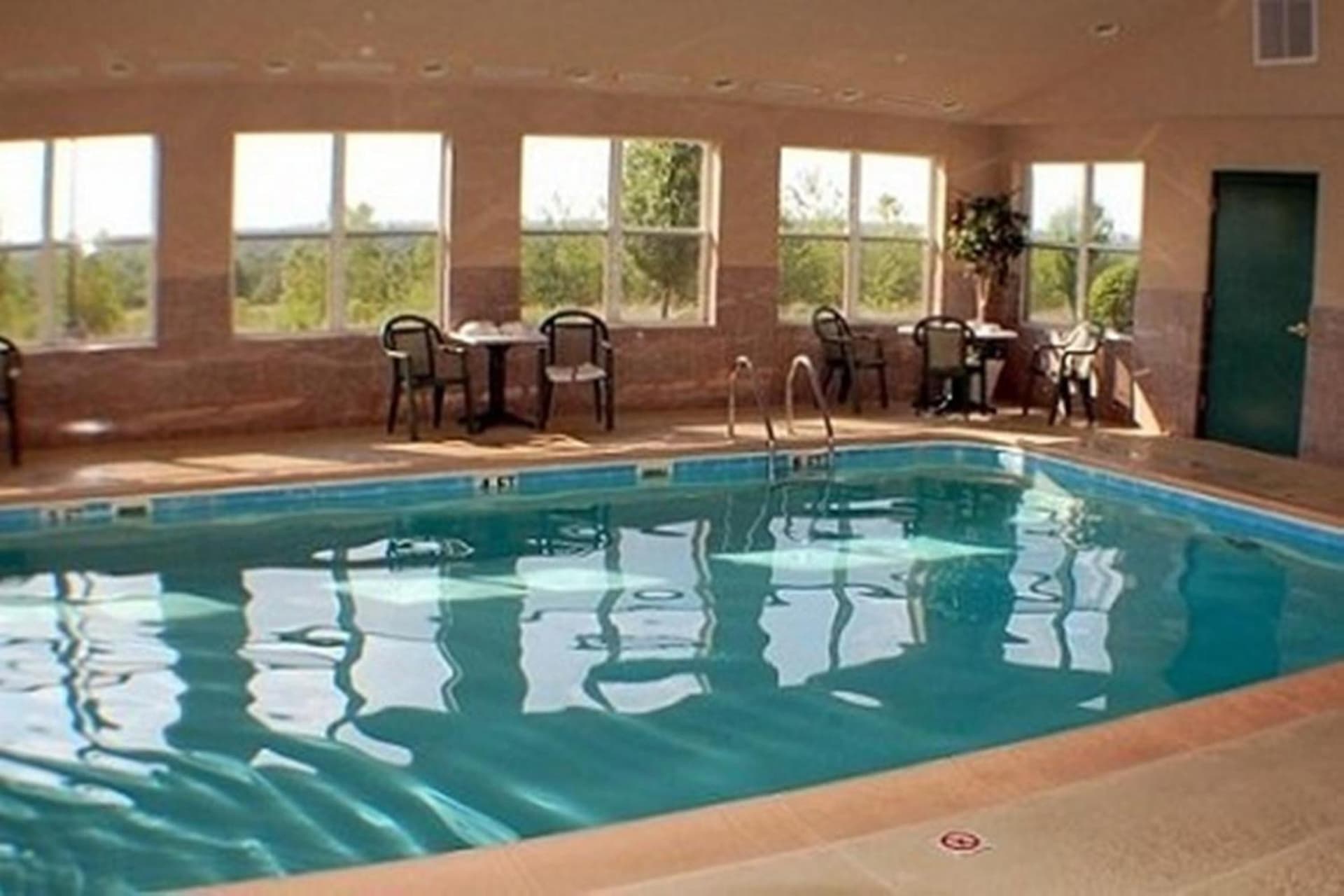 Country Inn & Suites by Radisson, Frackville (Pottsville), PA gallery photo in Mount Pleasant, PA — image 26