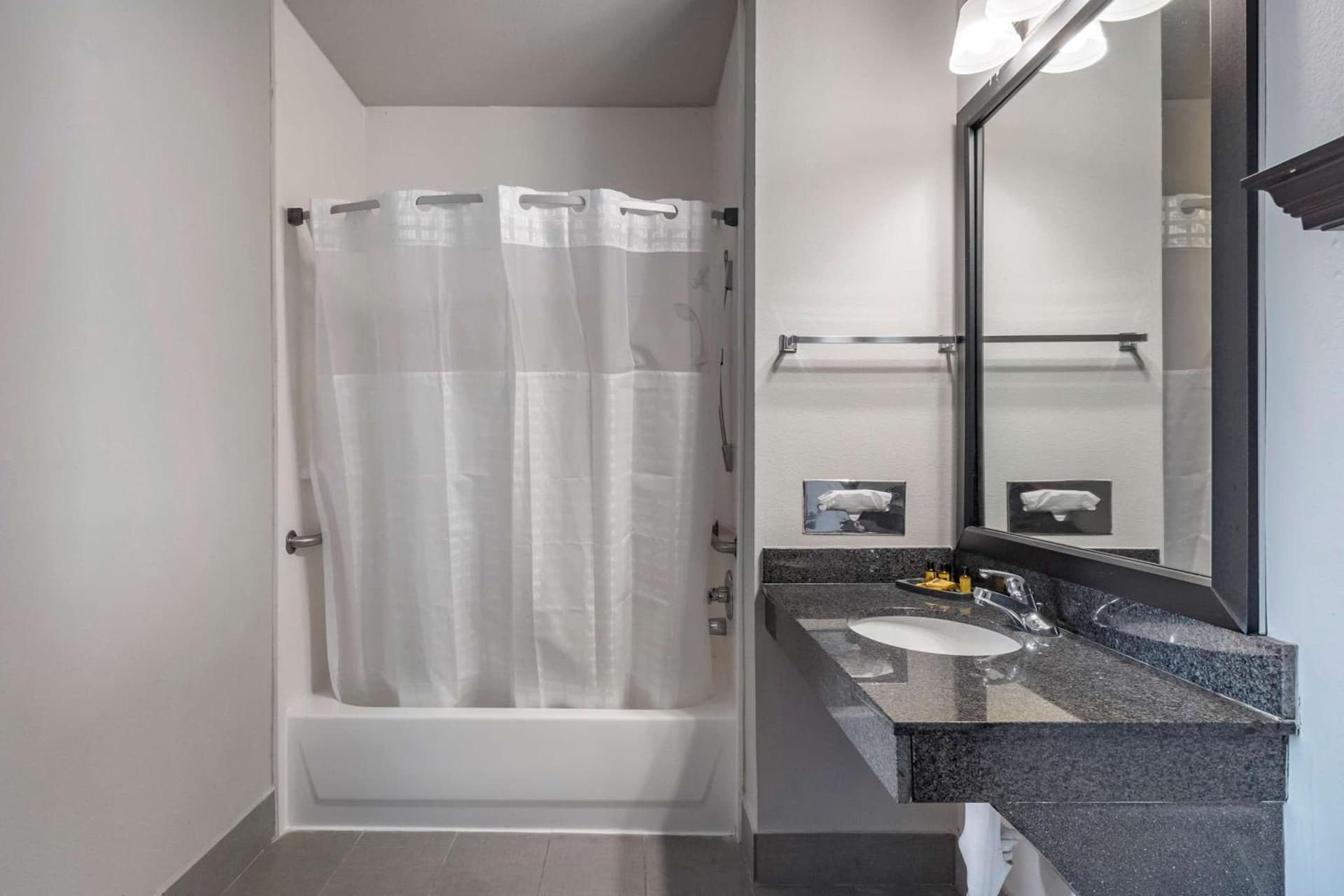 Best Western Plus McKinney Inn and Suites gallery photo in McKinney, TX — image 10