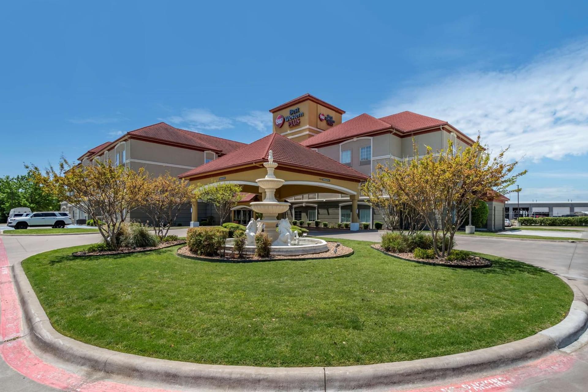 Best Western Plus Monica Royale Inn & Suites — hotel in Greenville, Texas