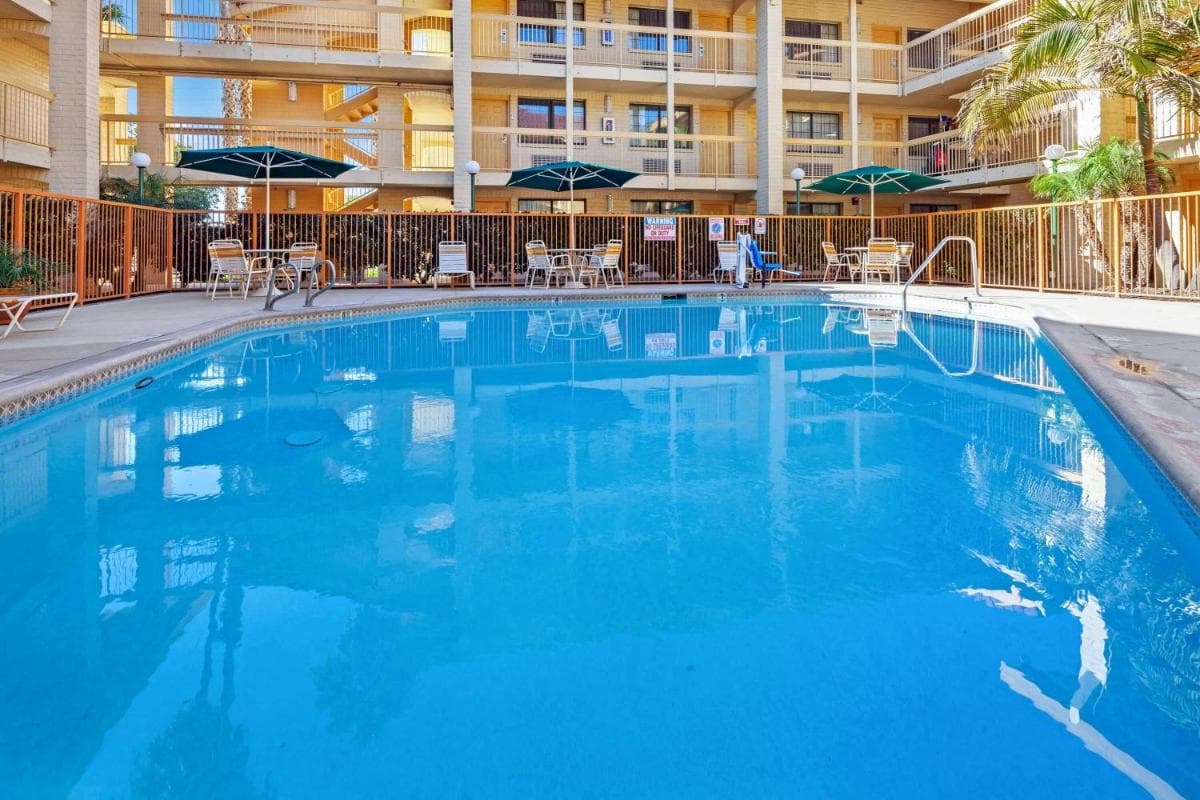 La Quinta Inn by Wyndham Ventura gallery photo in Ventura, CA — image 37