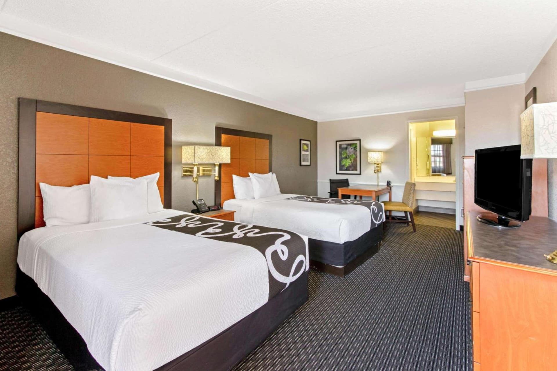 La Quinta Inn by Wyndham Santa Fe property views in Santa Fe, NM — gallery photo 3
