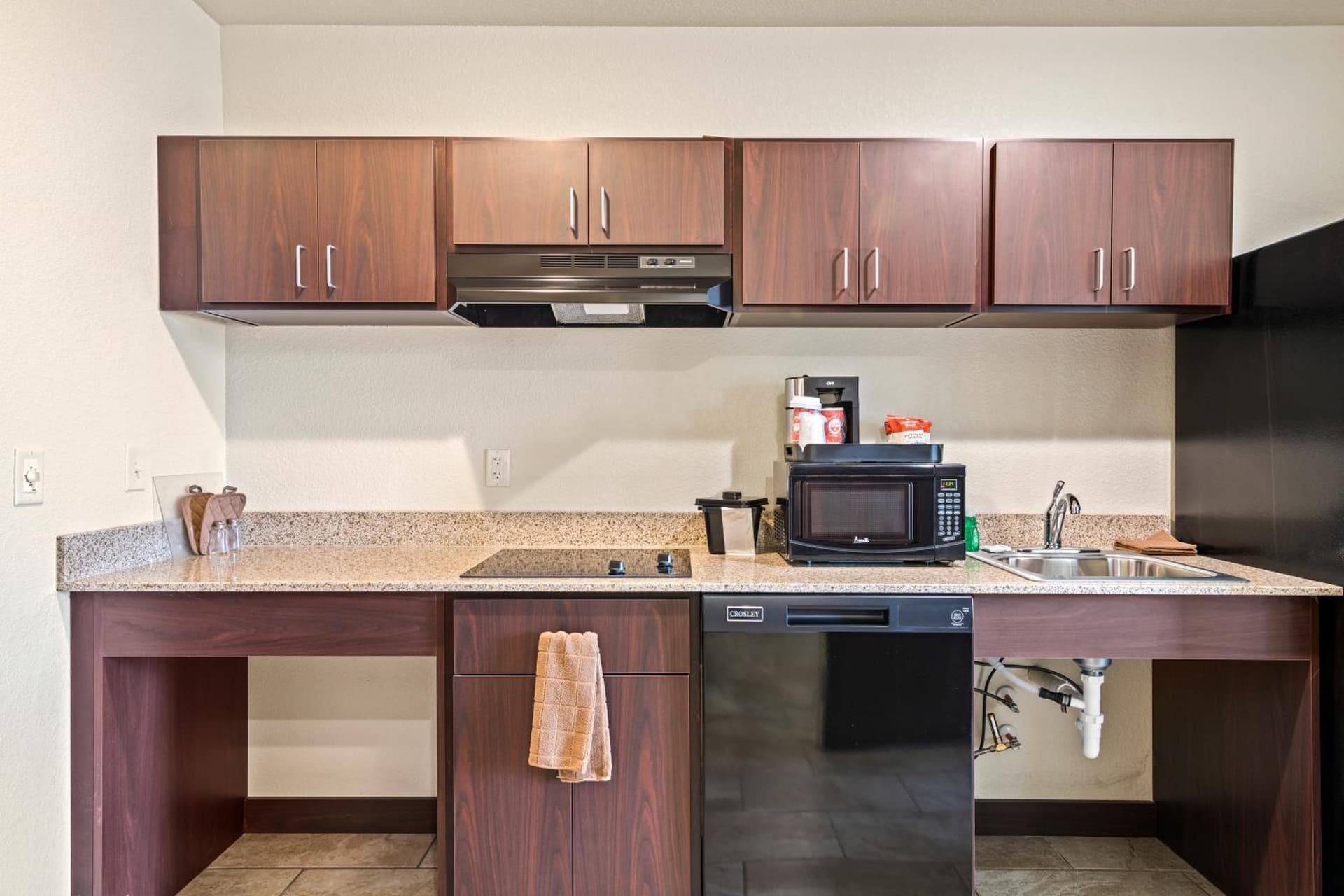 Cobblestone Inn & Suites - Yuma property views in Yuma, CO — gallery photo 3