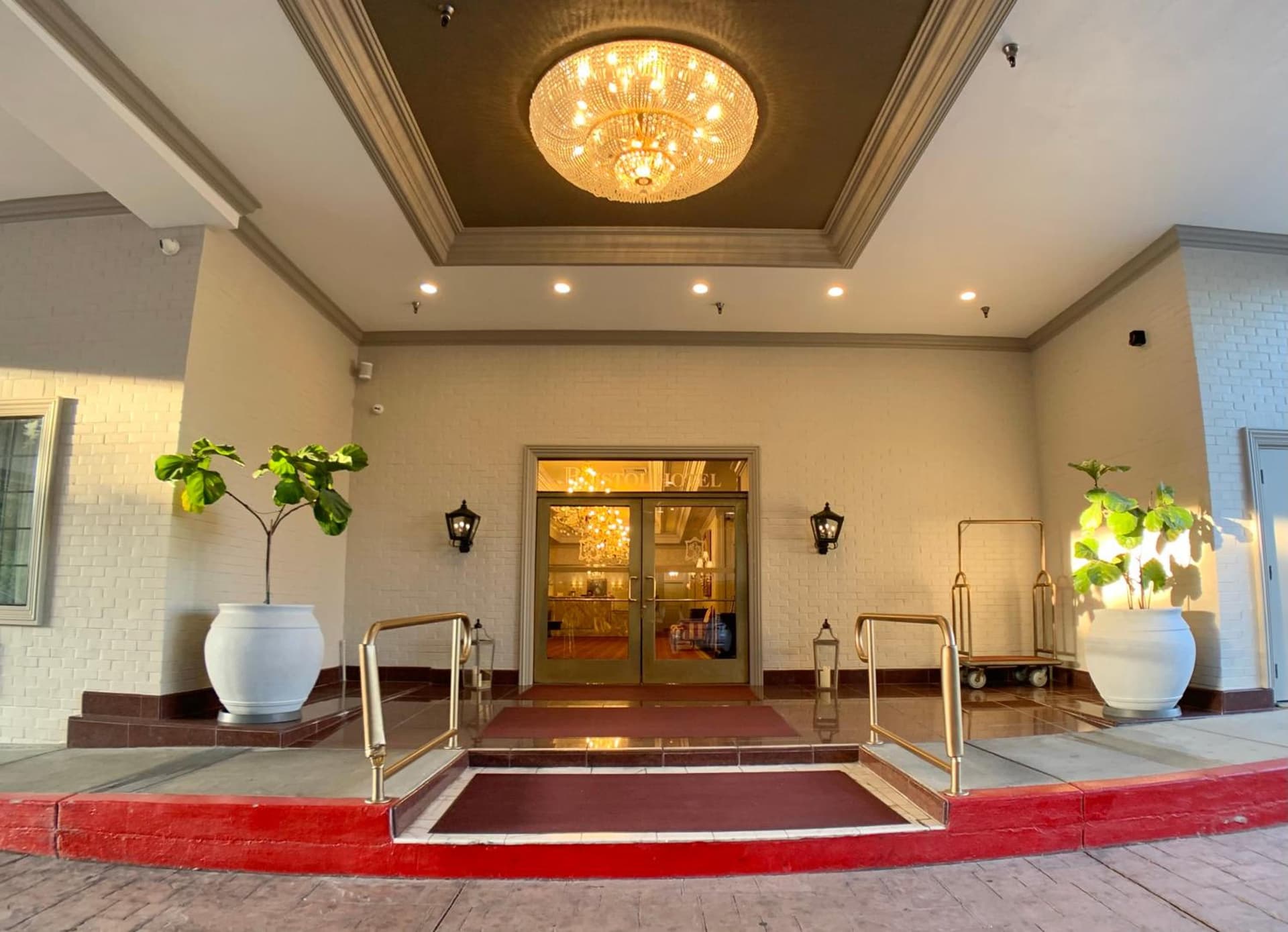 The Bristol Hotel Campbell San Jose gallery photo in Campbell, CA — image 25
