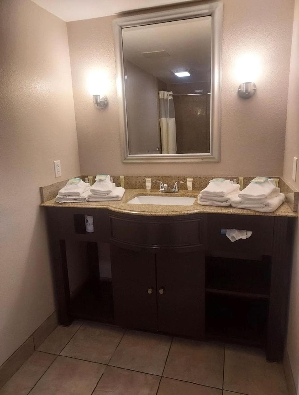 Inn On The Green Florida property views in Tavares, FL — gallery photo 3