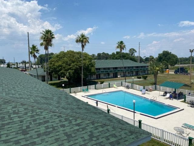 Inn On The Green Florida gallery photo in Tavares, FL — image 14