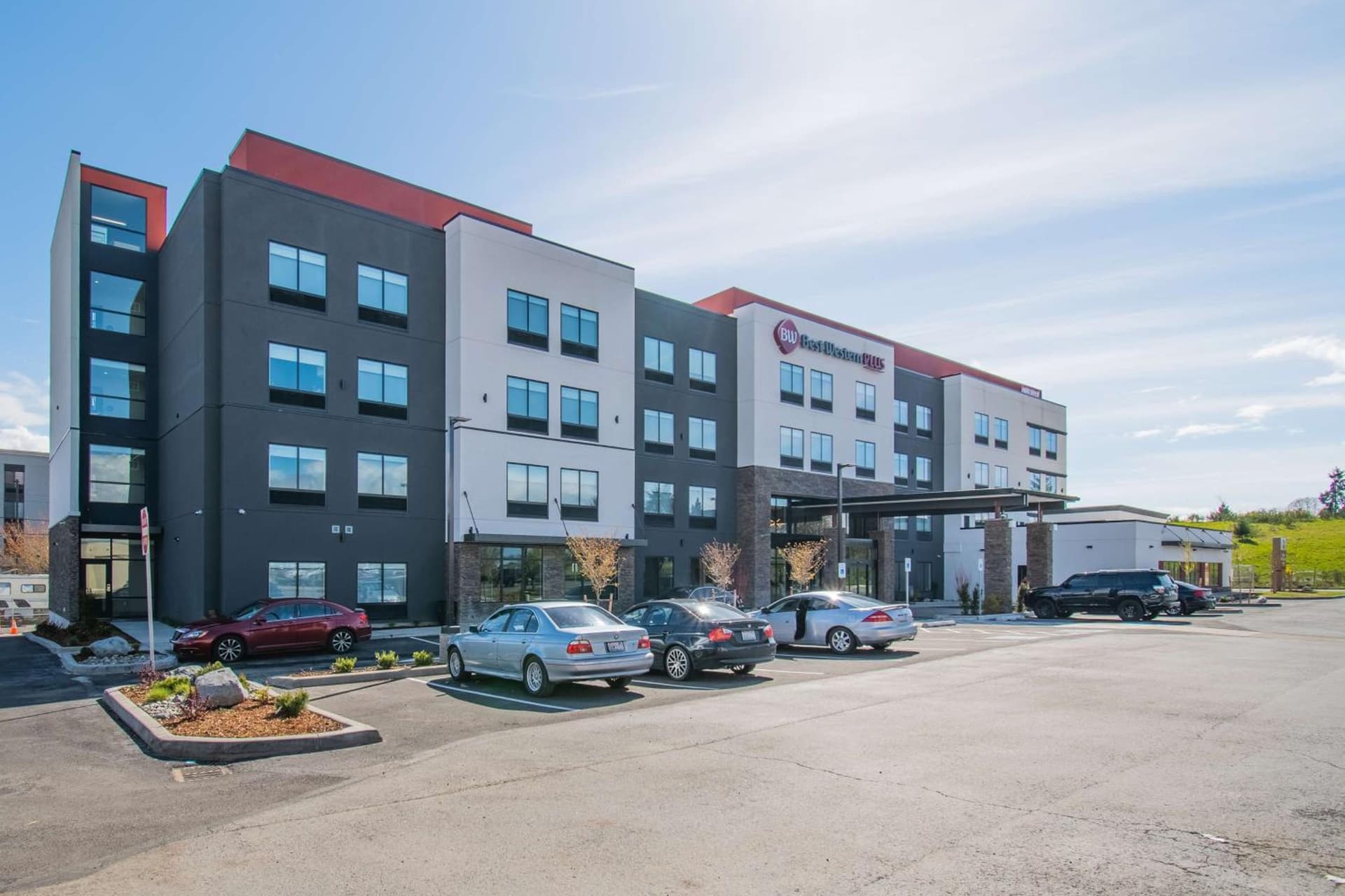 Best Western Plus Tacoma Hotel interior in Tacoma, WA — gallery photo 2