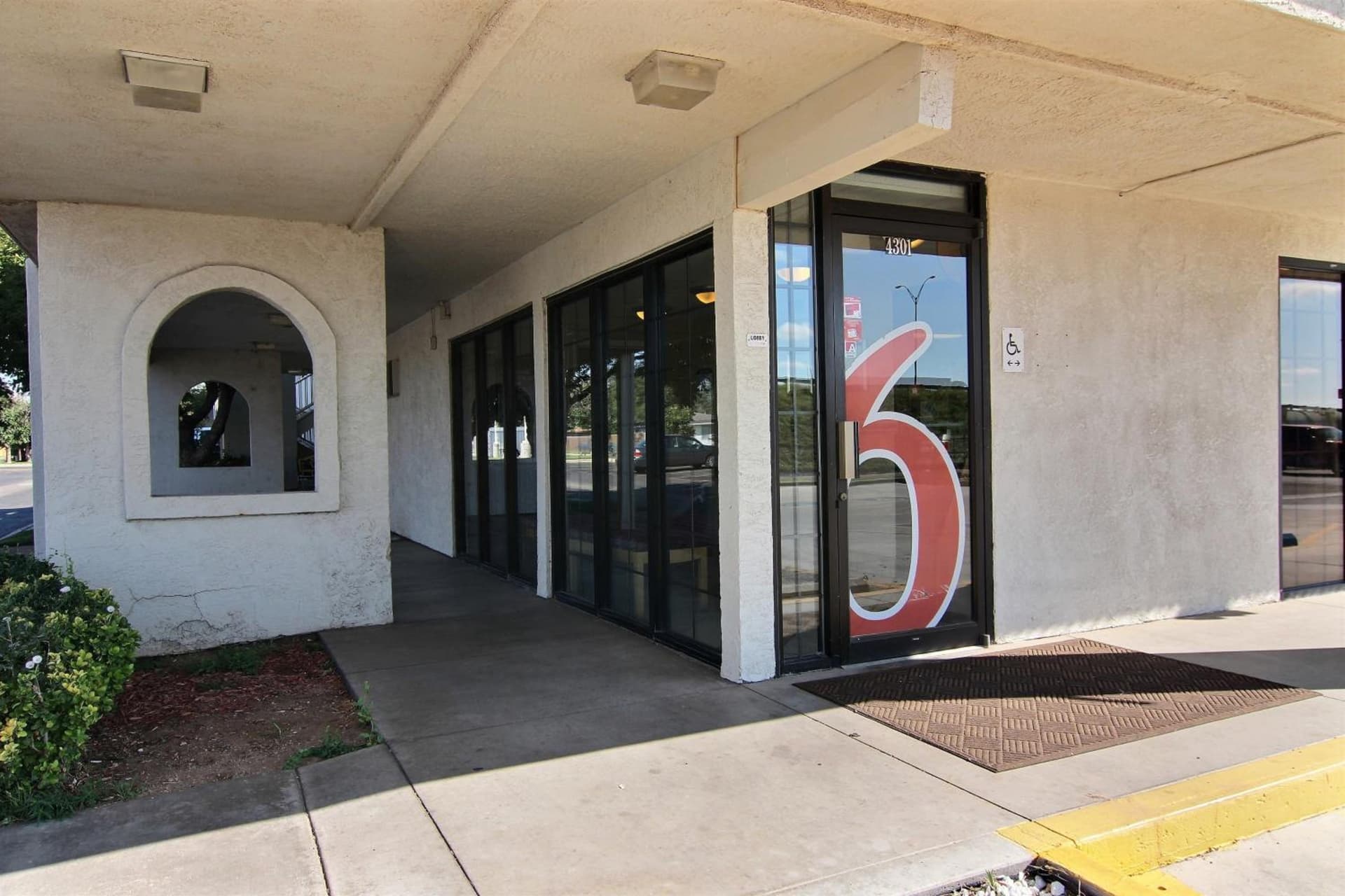 Motel 6-Amarillo, TX - Airport gallery photo in Amarillo, TX — image 4