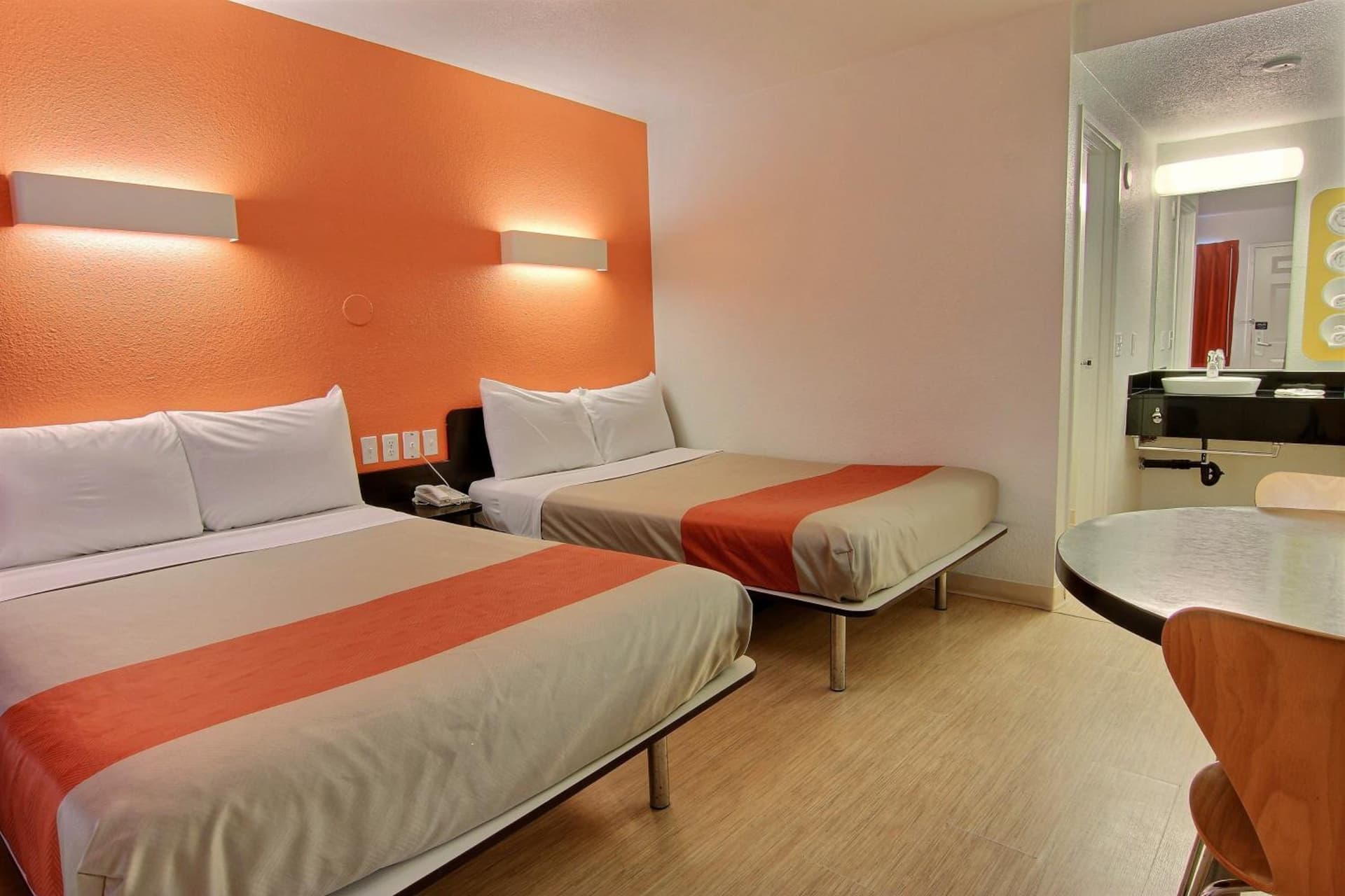 Motel 6-Corpus Christi, TX - East - North Padre Island gallery photo in Corpus Christi, TX — image 16