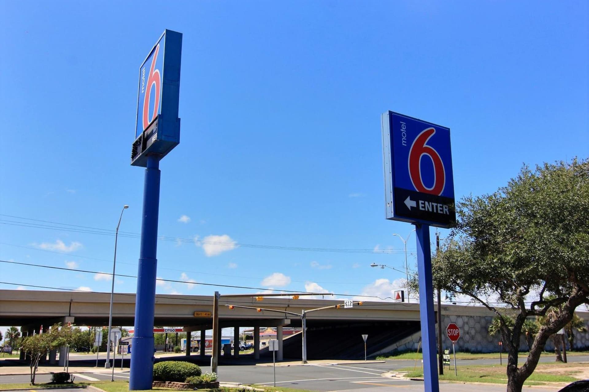 Motel 6-Corpus Christi, TX - East - North Padre Island gallery photo in Corpus Christi, TX — image 79