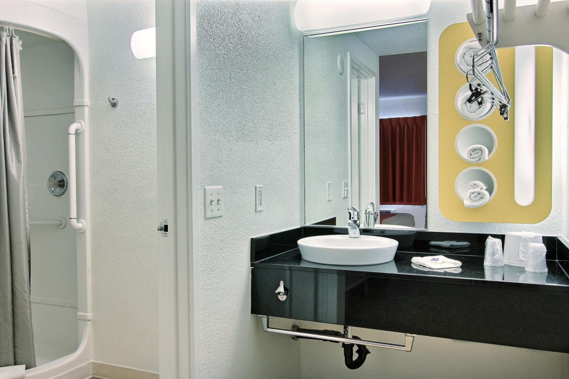 Motel 6-Corpus Christi, TX - East - North Padre Island gallery photo in Corpus Christi, TX — image 41