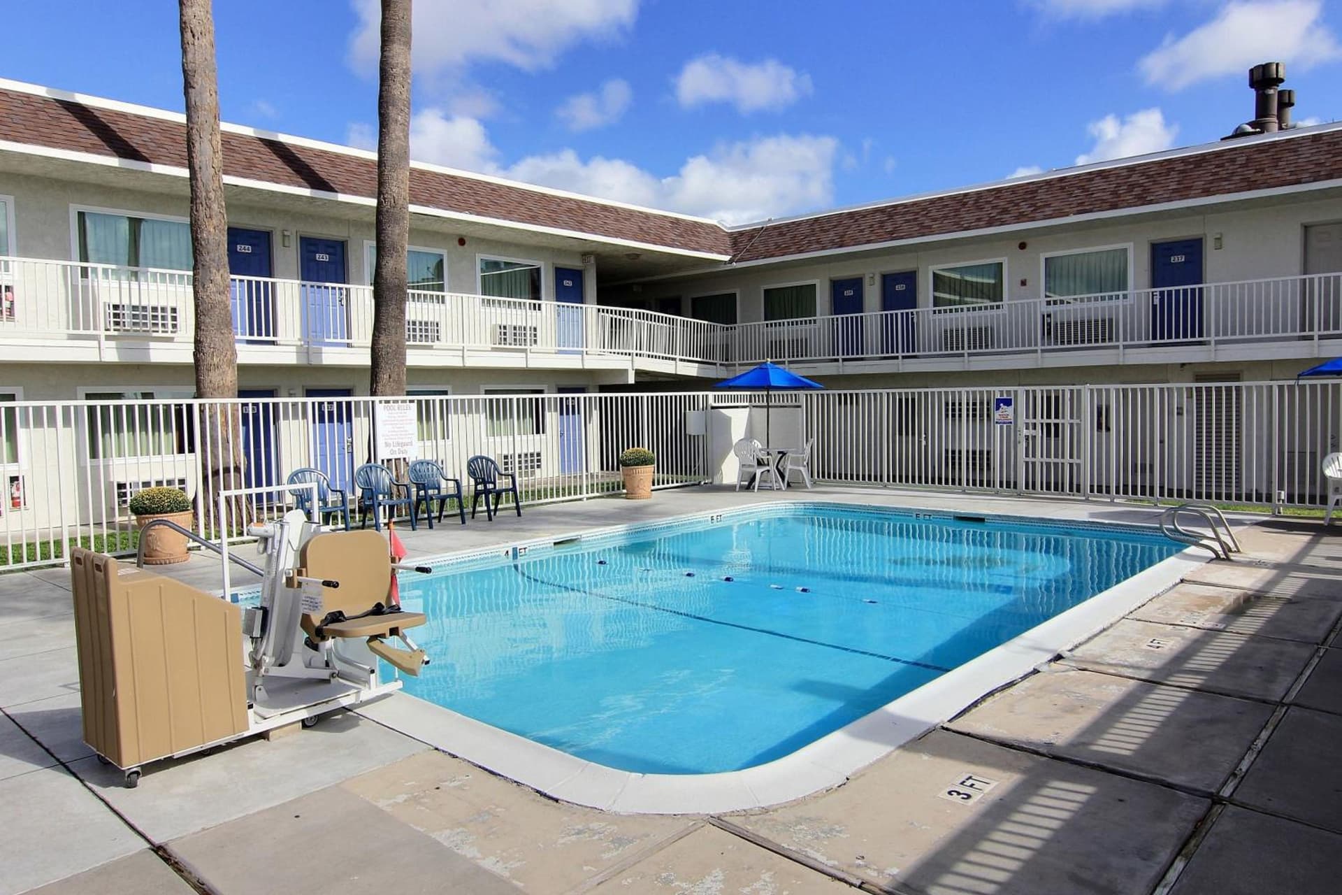 Motel 6-Corpus Christi, TX - East - North Padre Island gallery photo in Corpus Christi, TX — image 11