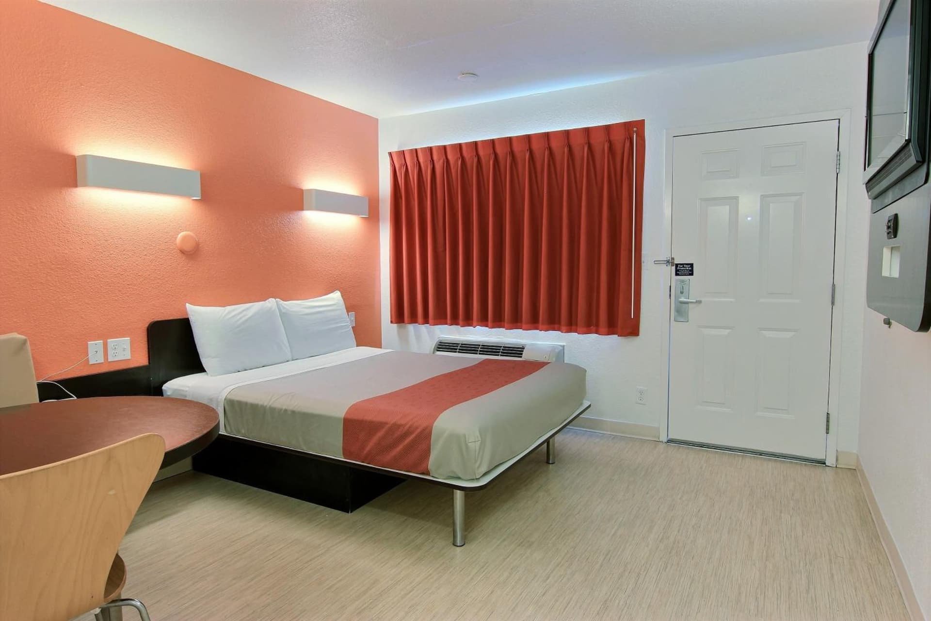 Motel 6-Corpus Christi, TX - East - North Padre Island gallery photo in Corpus Christi, TX — image 9