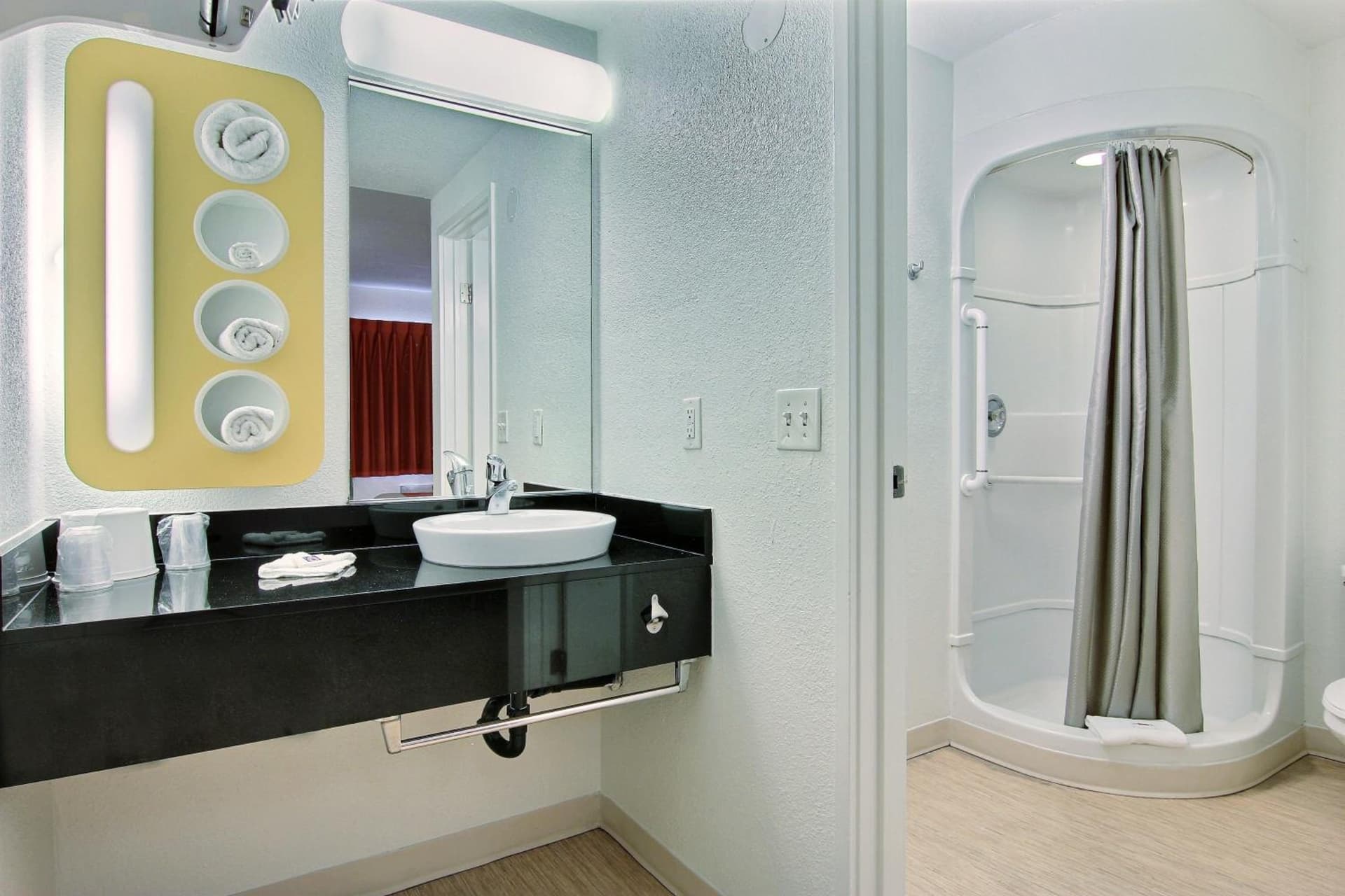 Motel 6-Corpus Christi, TX - East - North Padre Island gallery photo in Corpus Christi, TX — image 44