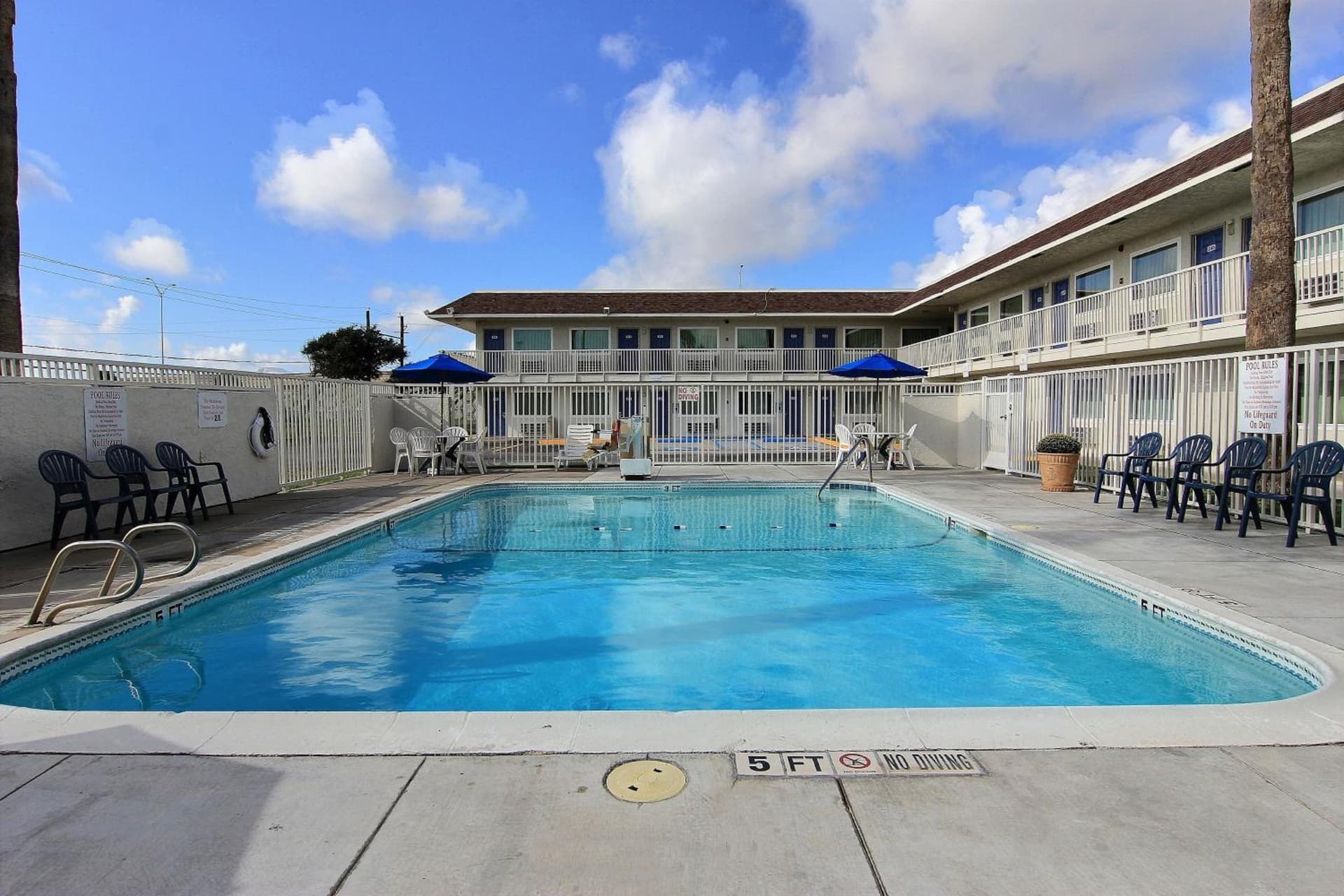 Motel 6-Corpus Christi, TX - East - North Padre Island gallery photo in Corpus Christi, TX — image 87