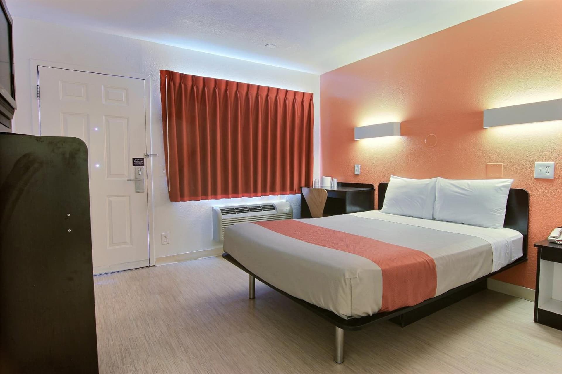 Motel 6-Corpus Christi, TX - East - North Padre Island gallery photo in Corpus Christi, TX — image 14