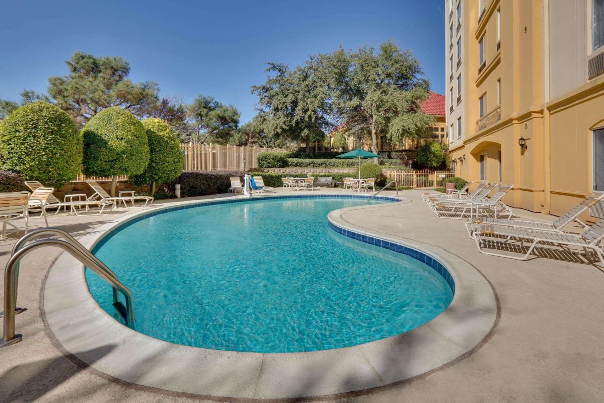 La Quinta by Wyndham Dallas North Central gallery photo in Dallas, TX — image 23