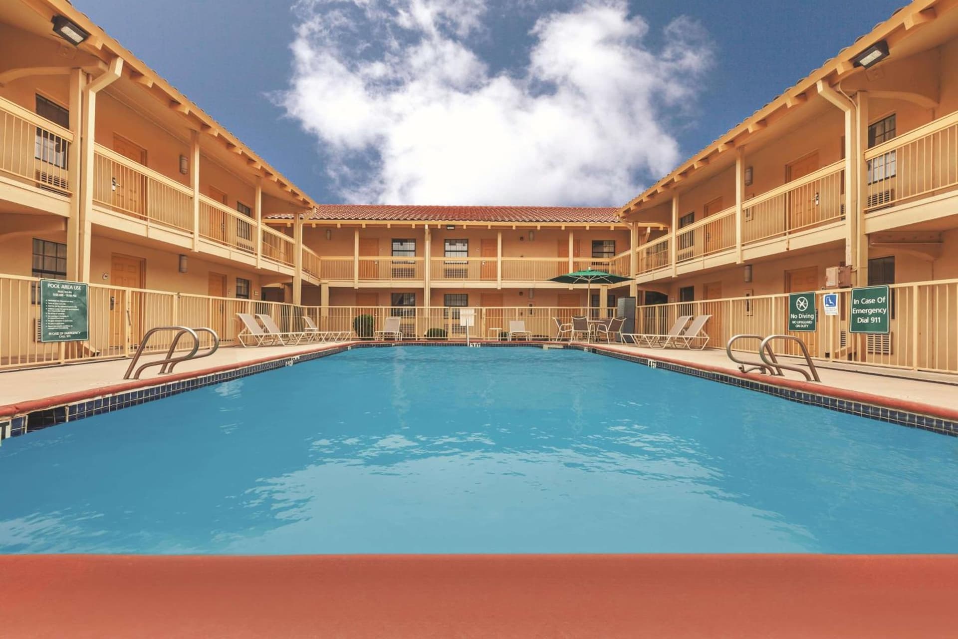 La Quinta Inn by Wyndham Midland gallery photo in Midland, TX — image 23