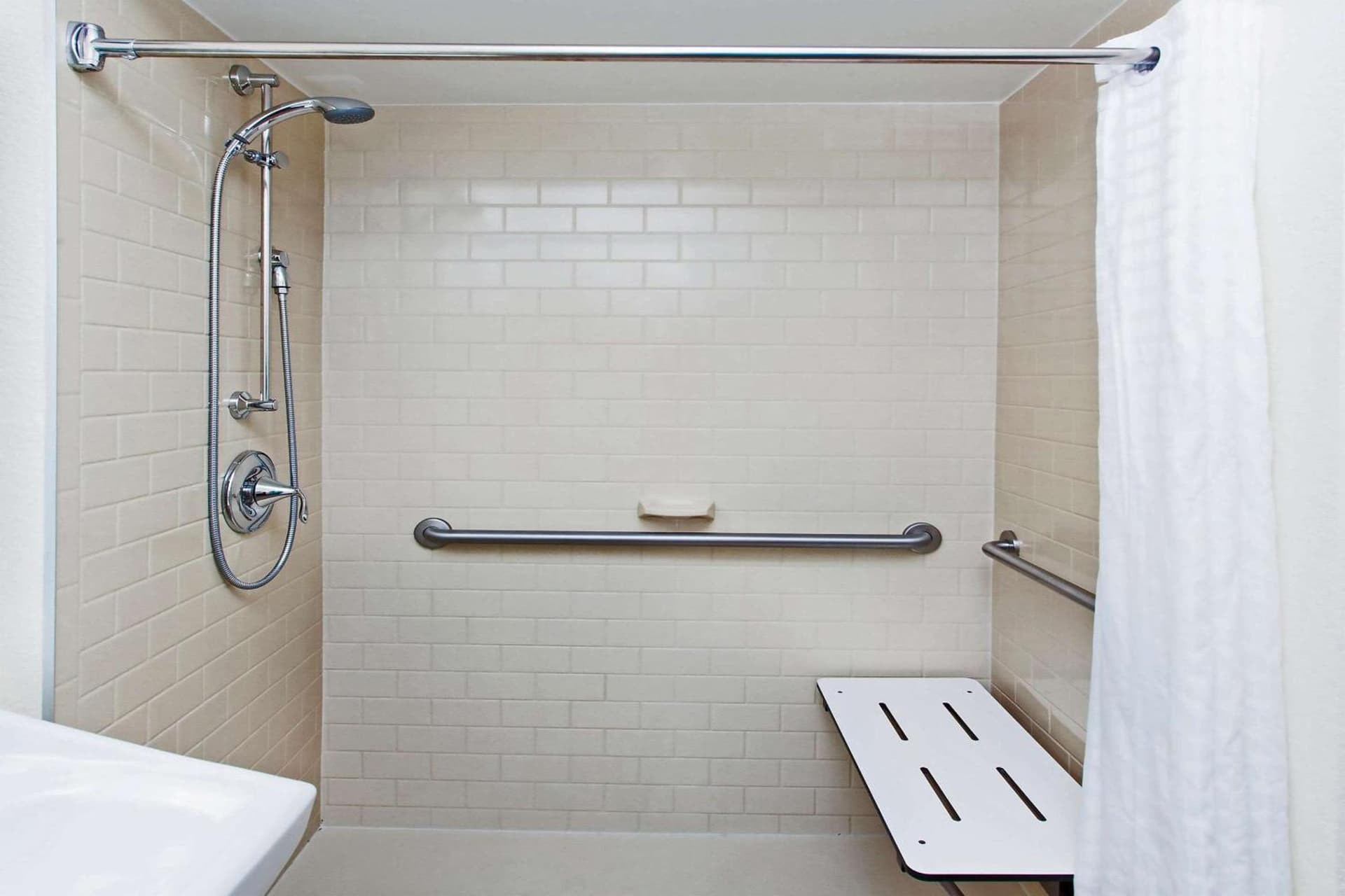 MainStay Suites- Kansas City Overland Park gallery photo in Overland Park, KS — image 6