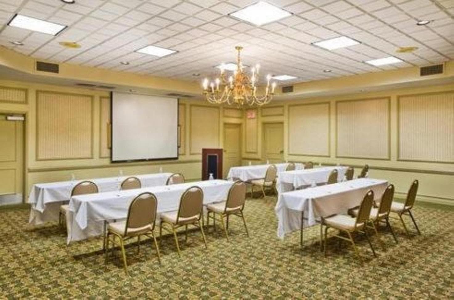 Comfort Inn & Suites gallery photo in Gainesville, GA — image 5