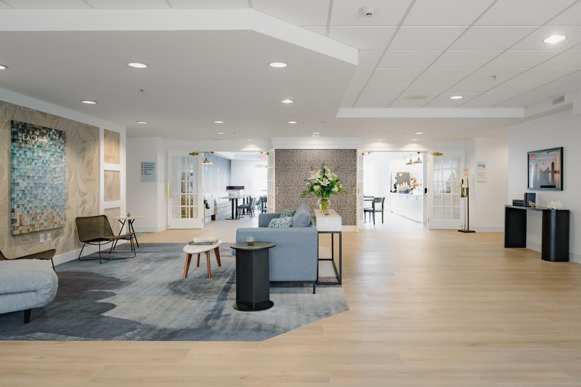 Hotel Bethany Beach interior in Bethany Beach, DE — gallery photo 2