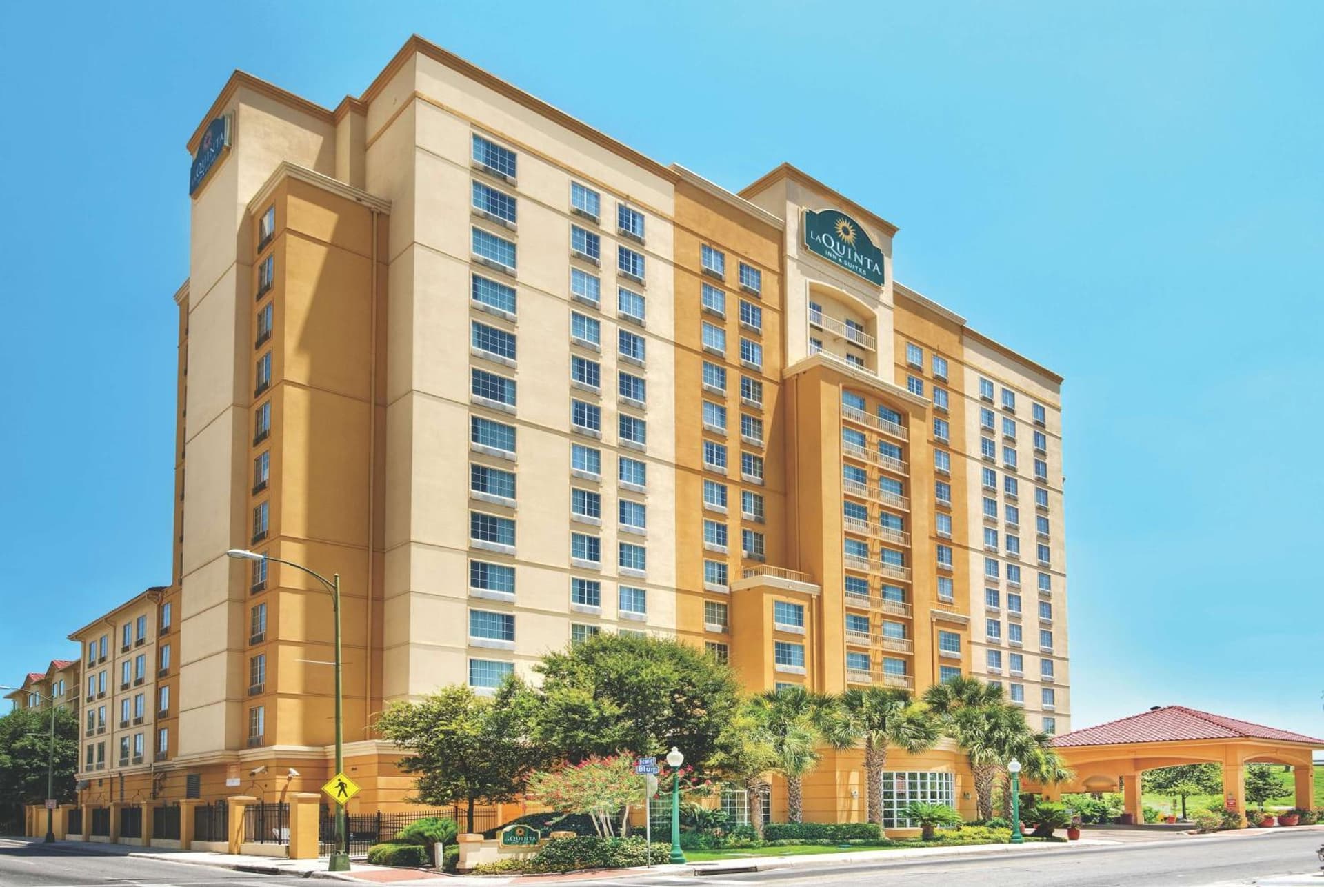 La Quinta Inn & Suites by Wyndham San Antonio Riverwalk exterior or lobby in San Antonio, TX — main listing photo