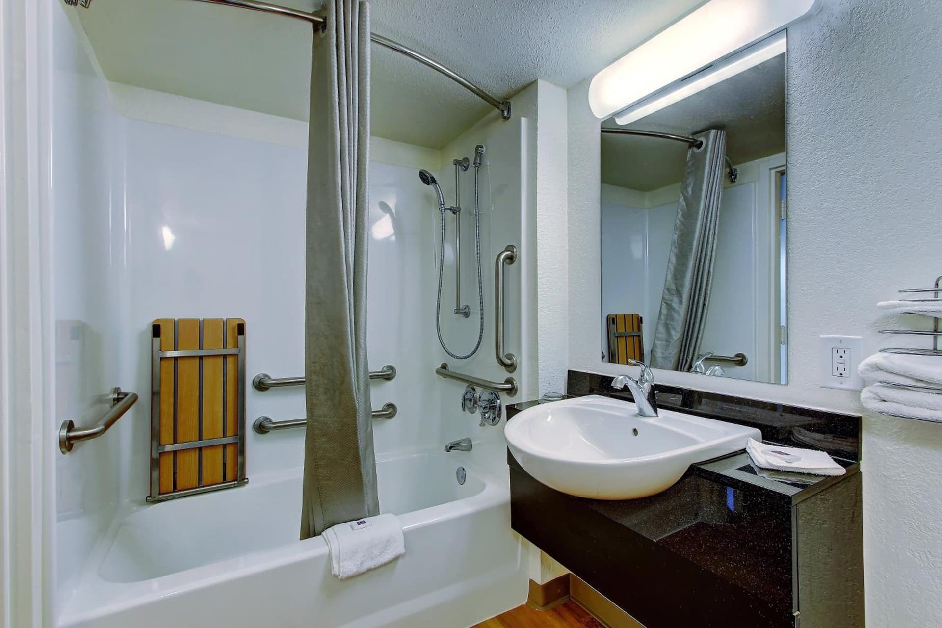 Motel 6-York, PA - North property views in York, PA — gallery photo 3