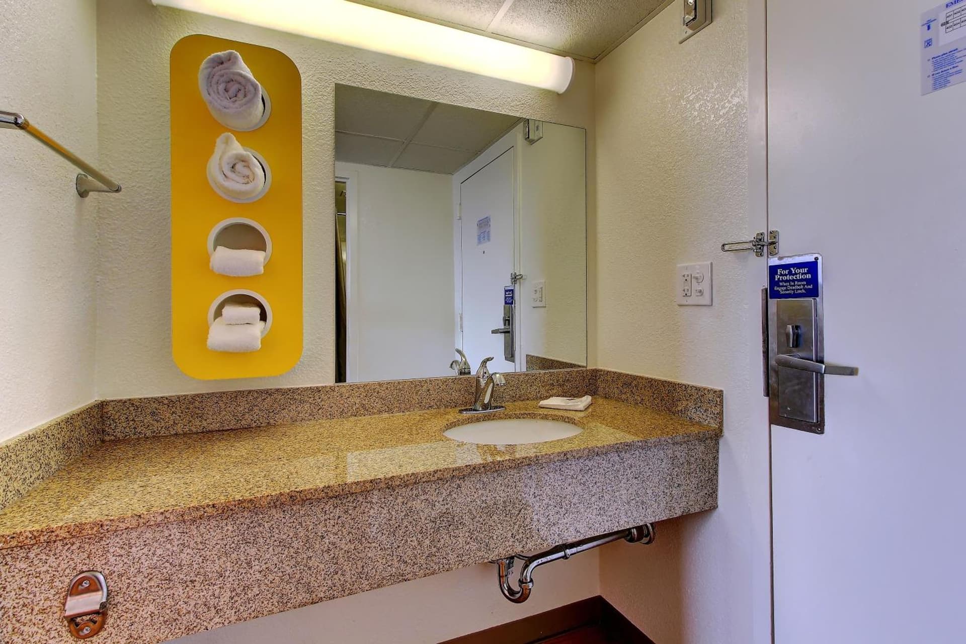 Motel 6-York, PA - North gallery photo in York, PA — image 56