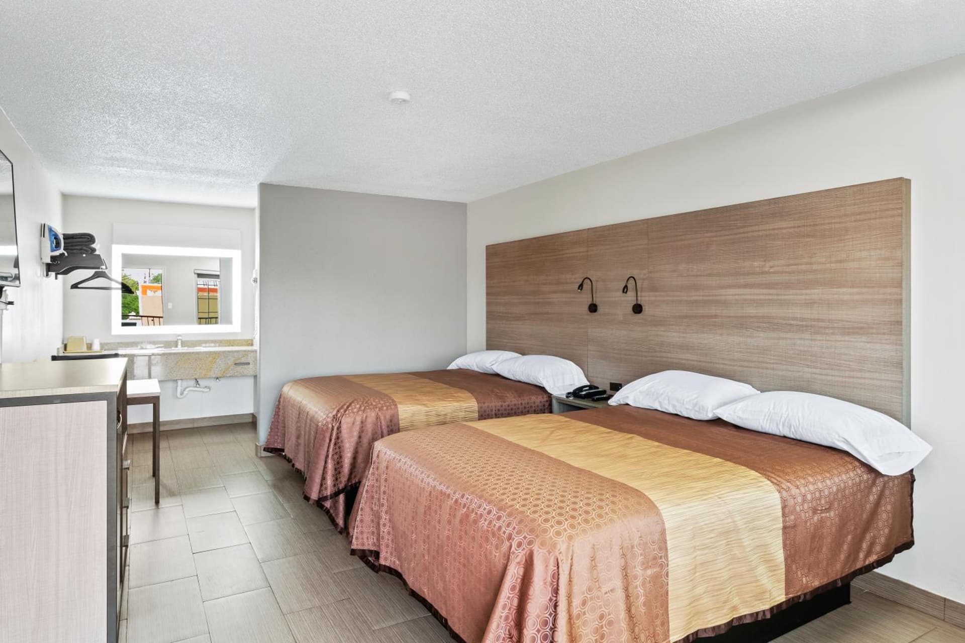 Siesta Inn McAllen gallery photo in McAllen, TX — image 32