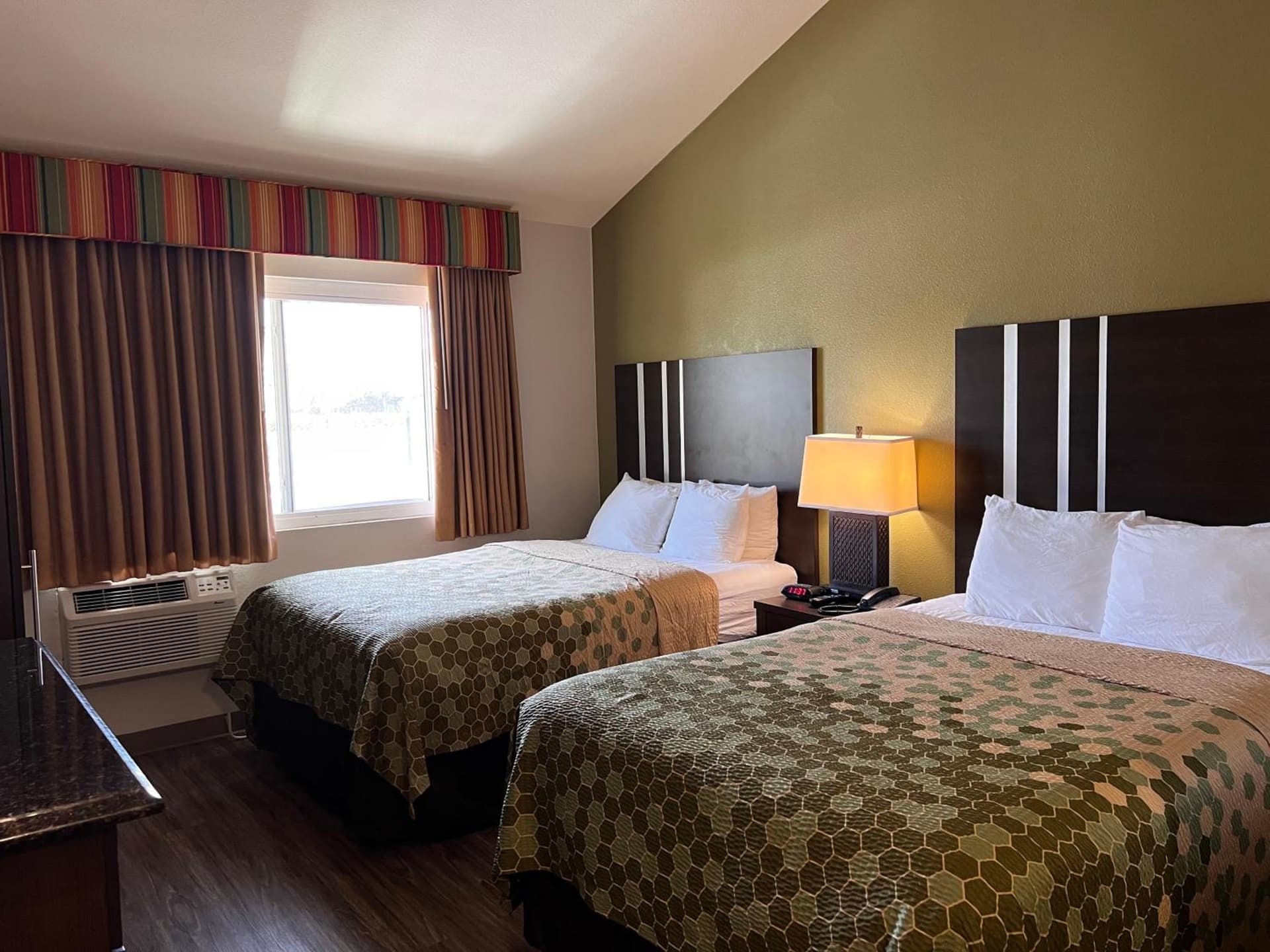 Brisa Pacific Hotel Encinitas property views in Encinitas, CA — gallery photo 3