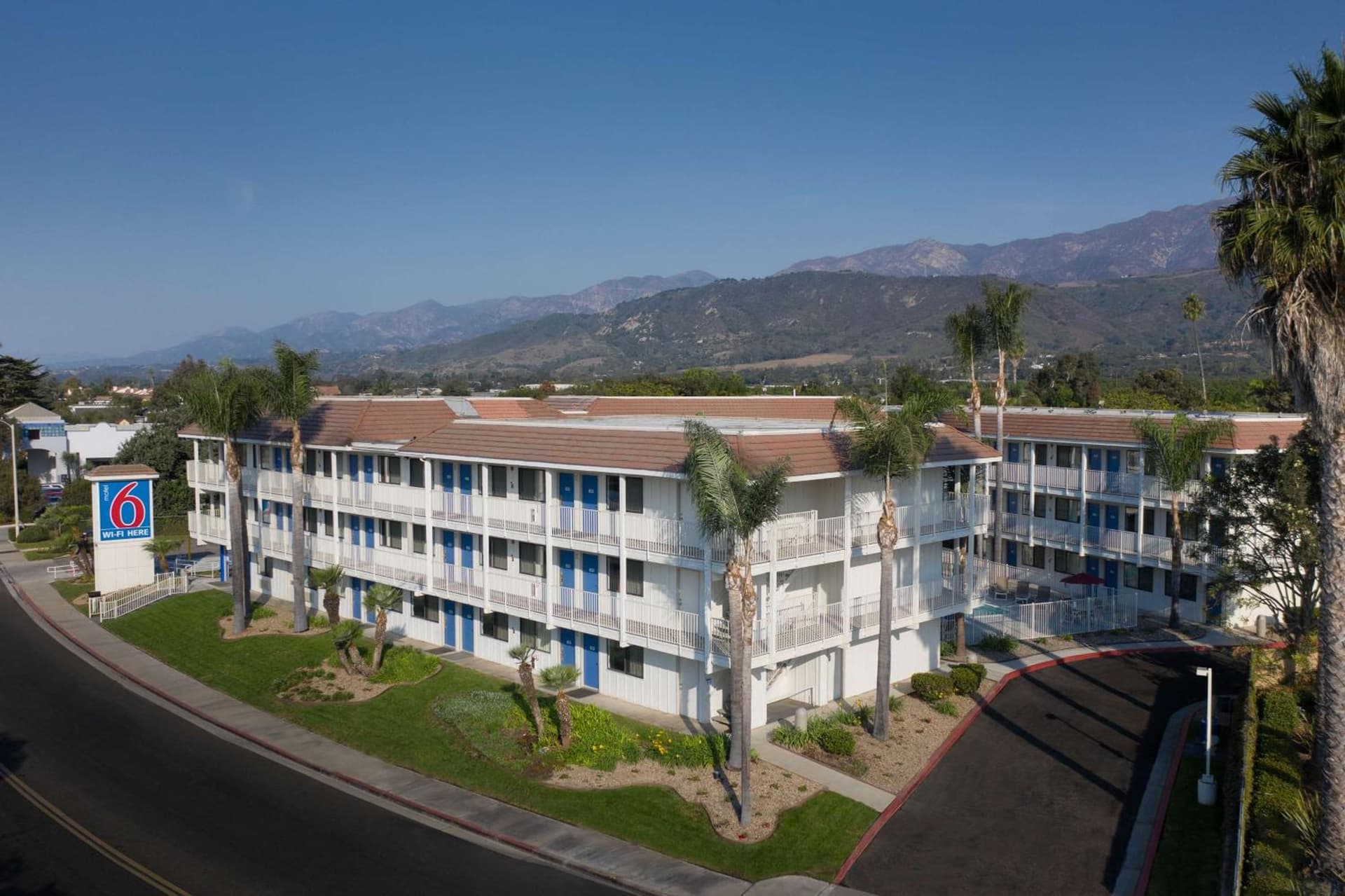 Motel 6-Carpinteria, CA - Santa Barbara - North featured exterior or lobby in Carpinteria, CA — similar hotel