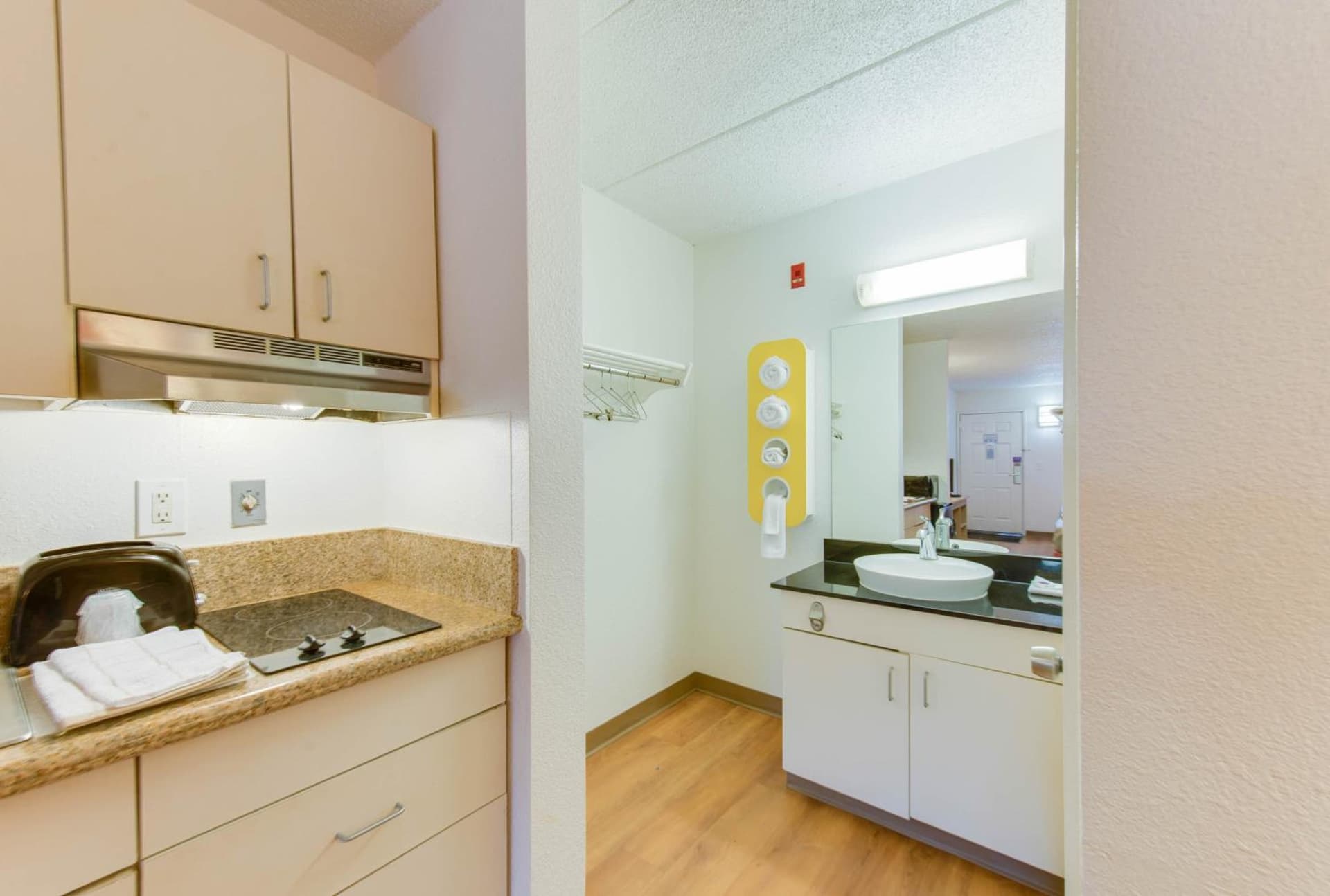 Travelodge by Wyndham Norfolk Airport gallery photo in Norfolk, VA — image 12