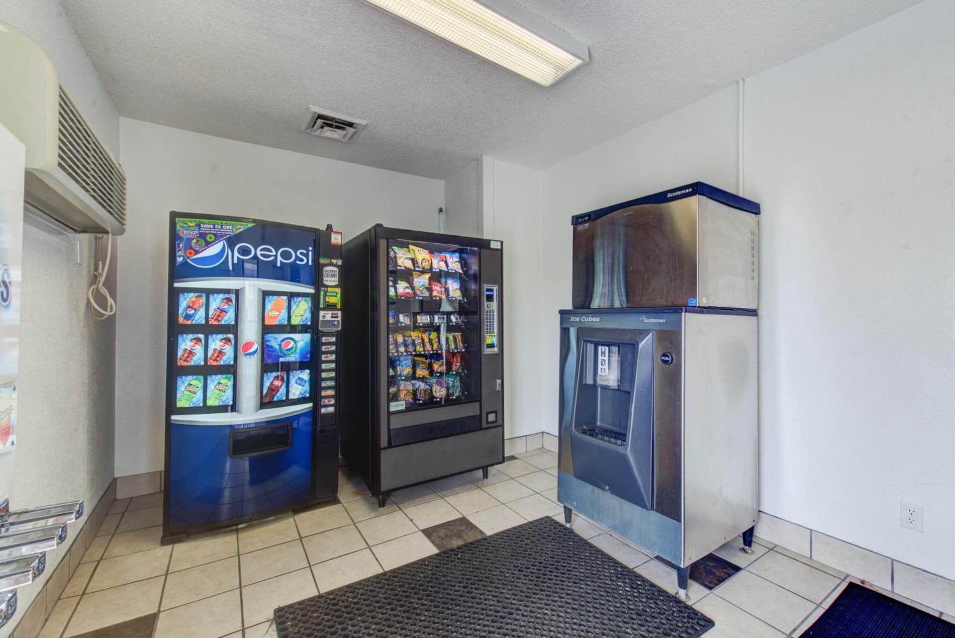 Travelodge by Wyndham Norfolk Airport gallery photo in Norfolk, VA — image 44