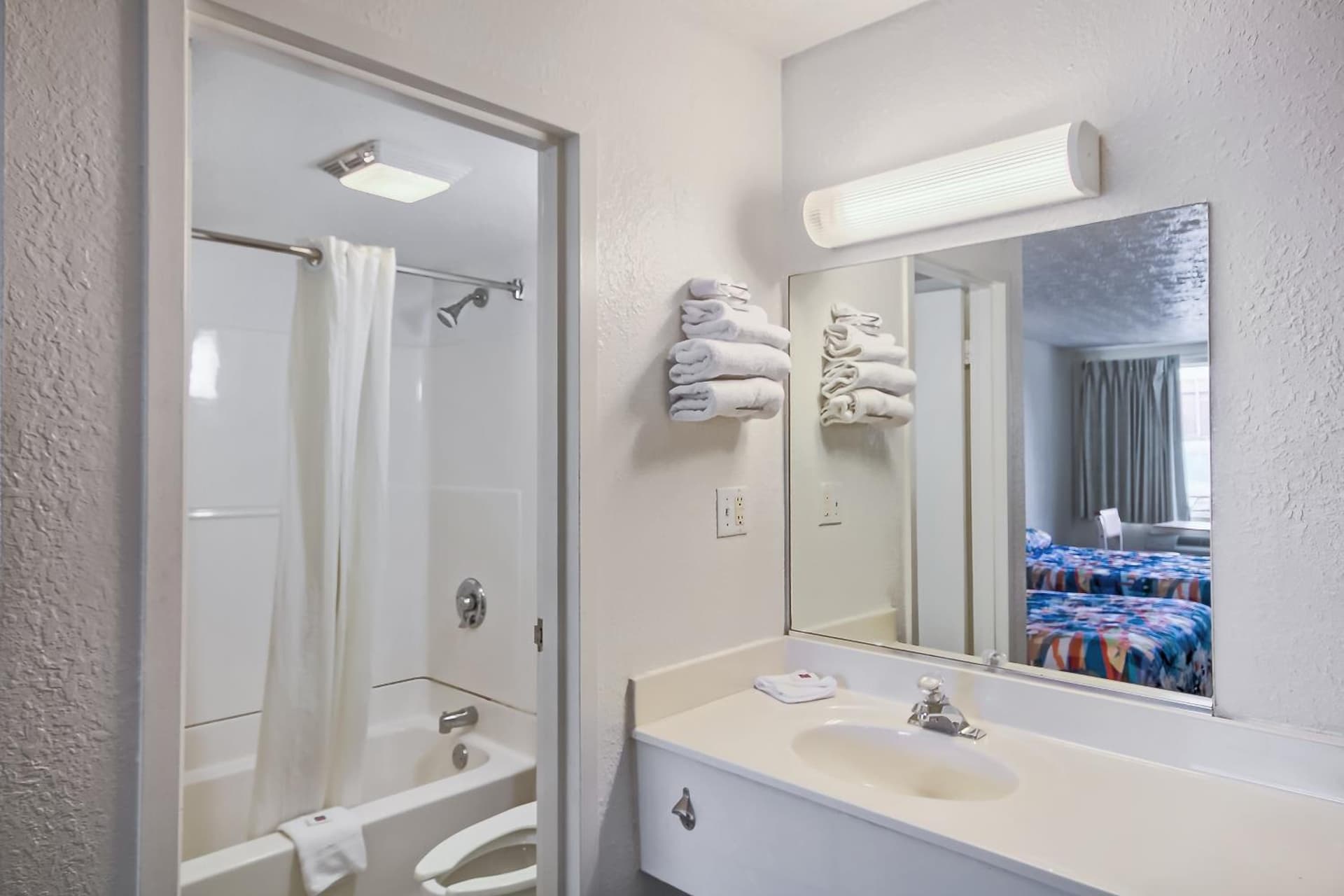 Motel 6 Lexington I-75 Hamburg gallery photo in Lexington, KY — image 24