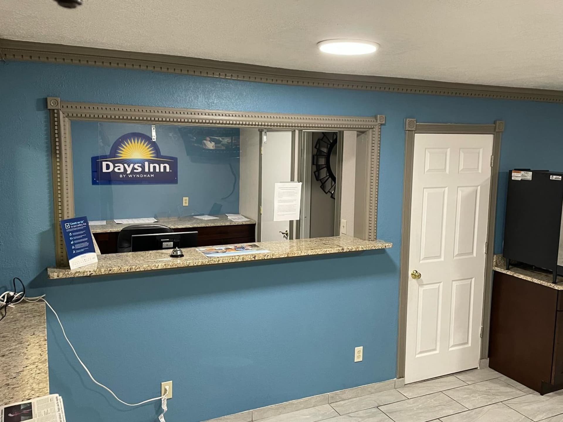 Days Inn by Wyndham Pratt property views in Pratt, KS — gallery photo 3