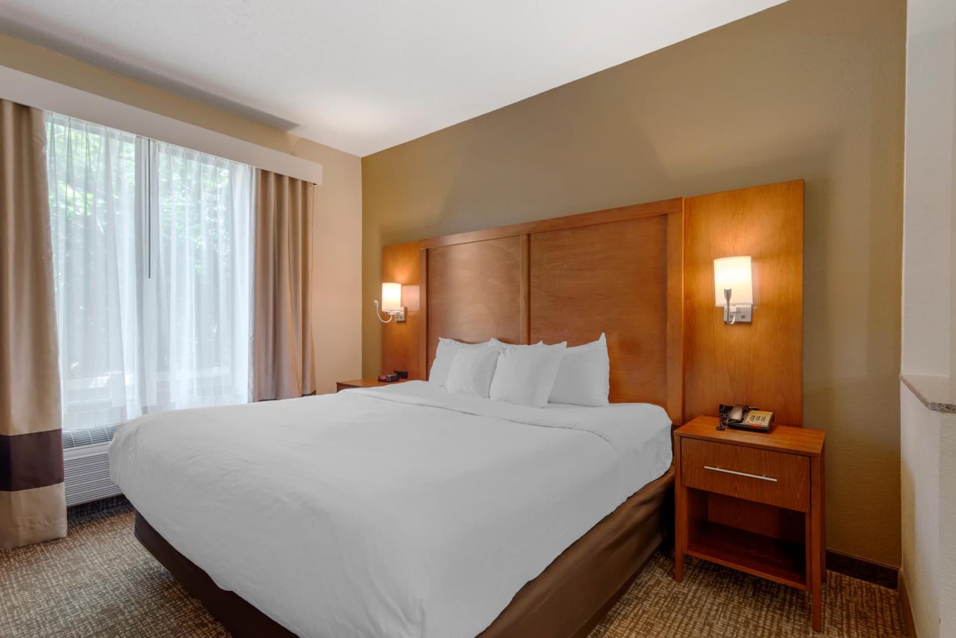 Comfort Suites Columbus State University Area gallery photo in Columbus, GA — image 12