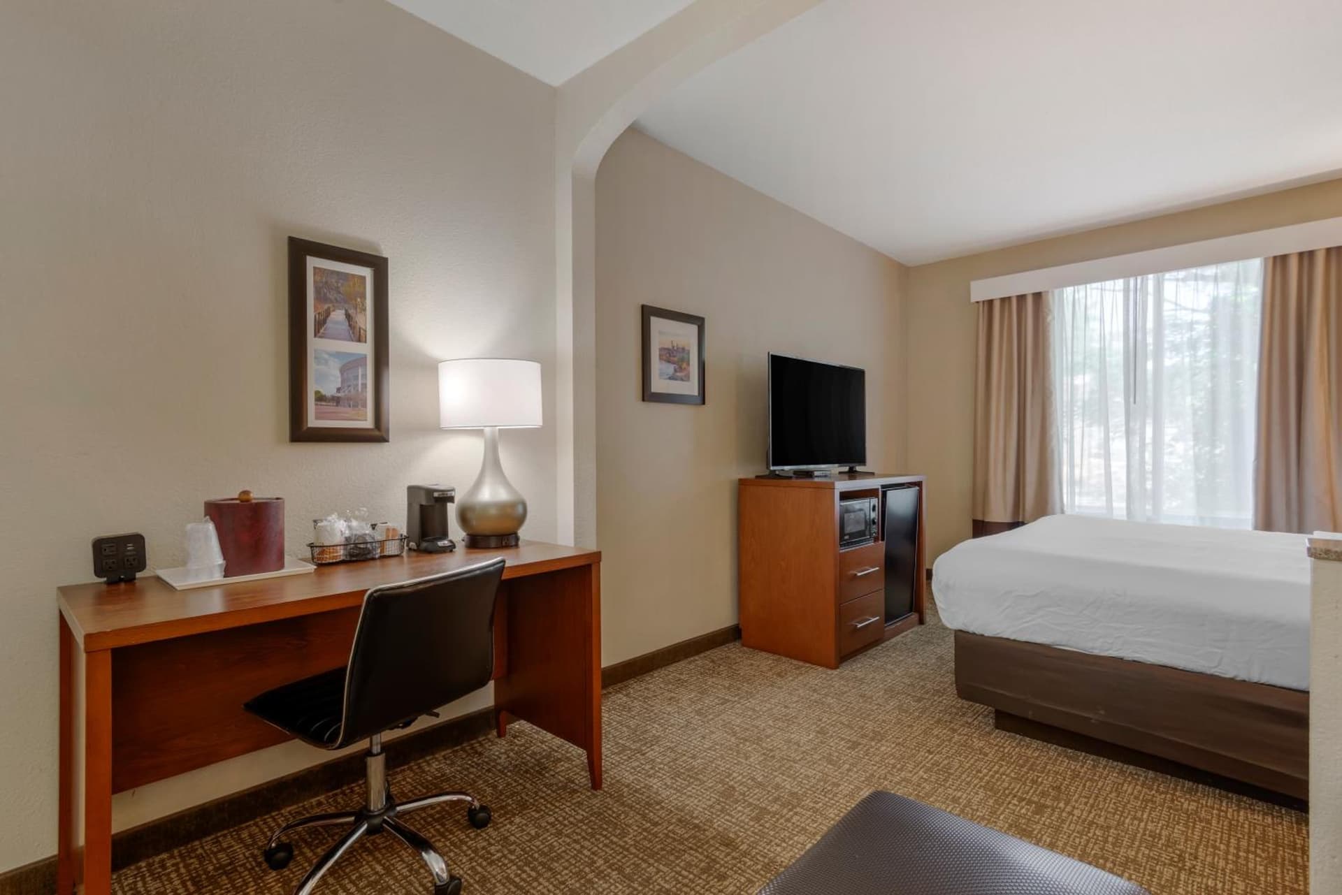 Comfort Suites Columbus State University Area gallery photo in Columbus, GA — image 44