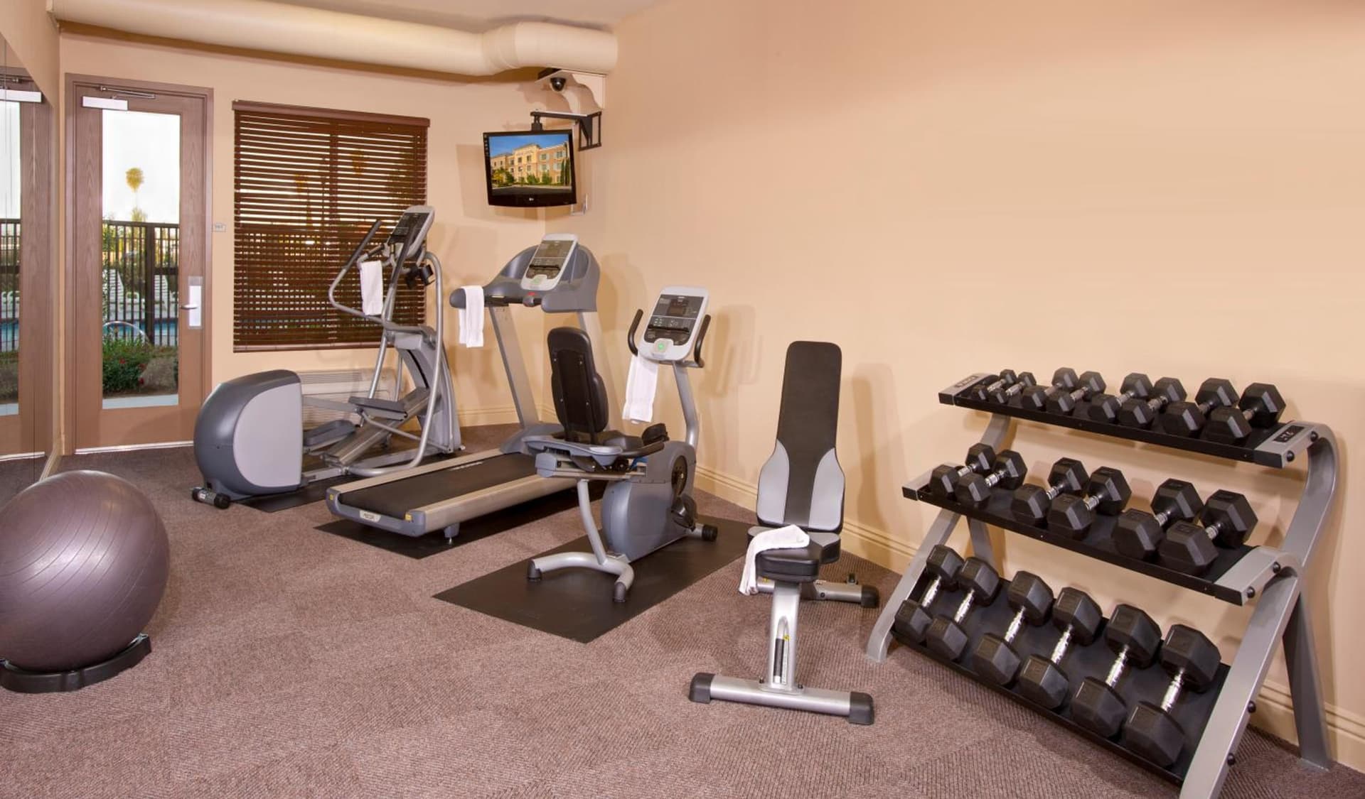 Ayres Hotel Chino Hills Ontario gallery photo in Chino Hills, CA — image 12